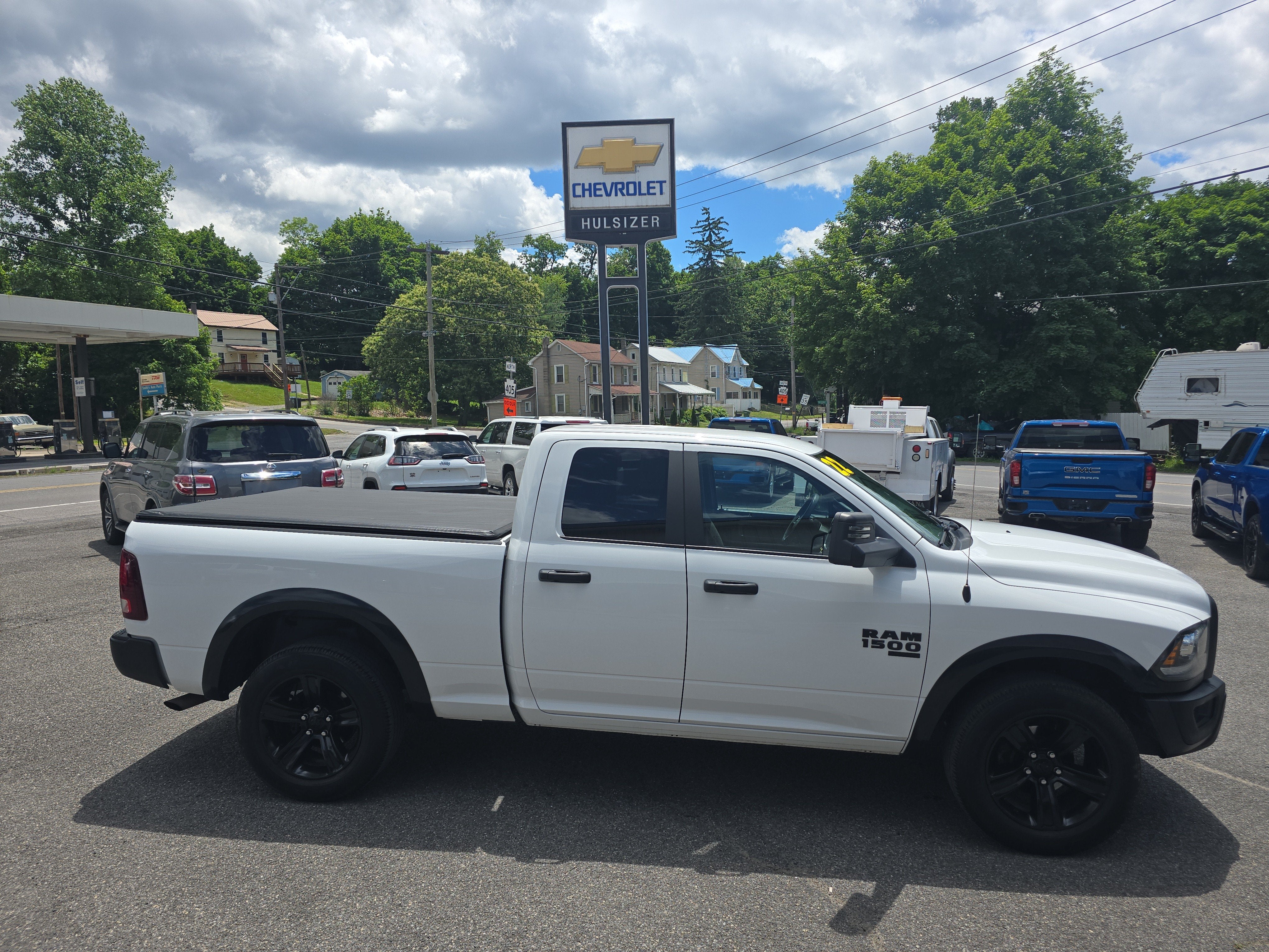 2022 RAM 1500 Classic Warlock Quad Cab 4x4 6'4" Box