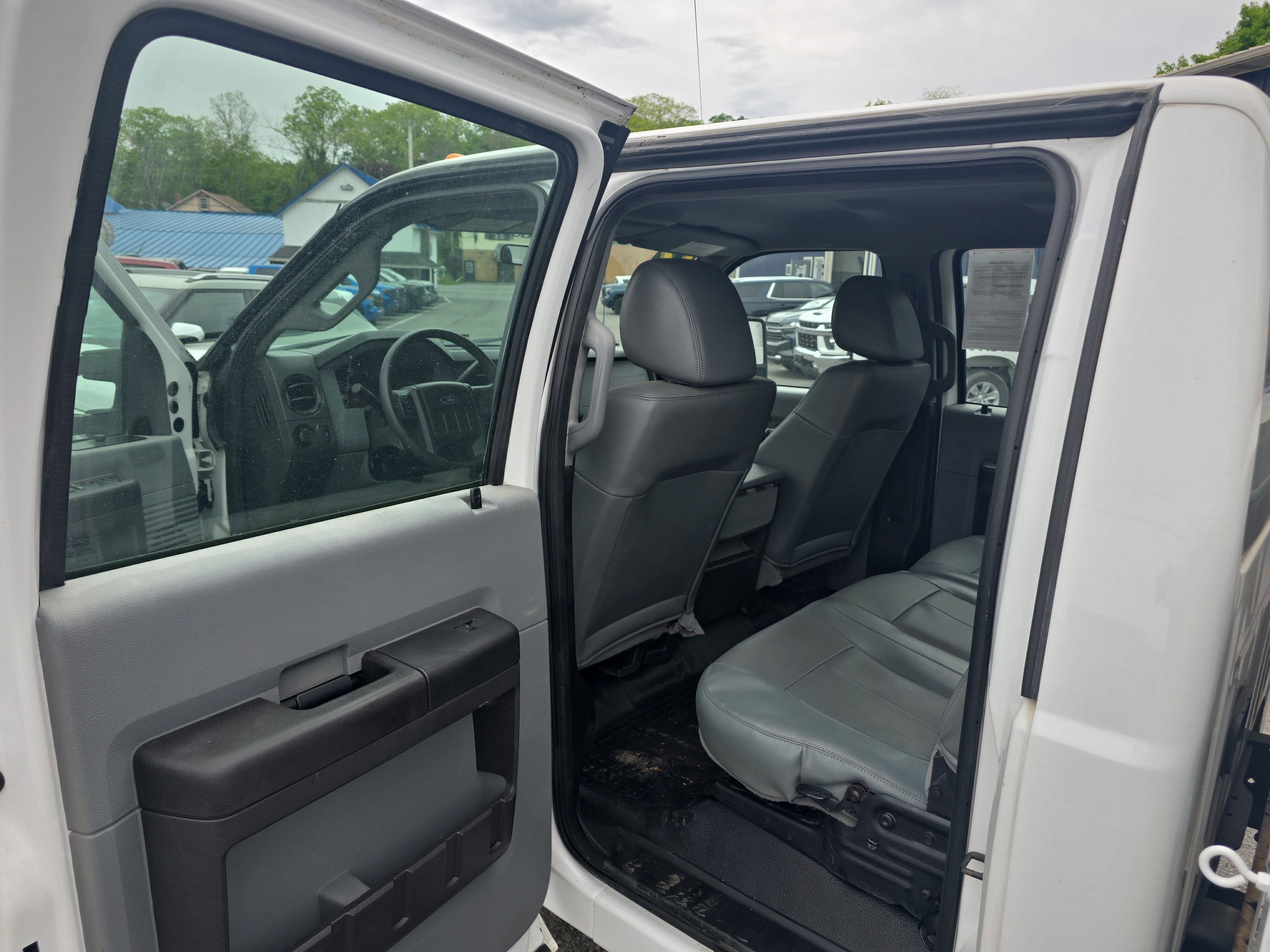 2012 Ford Super Duty F-450 DRW XL