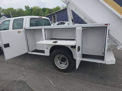 2012 Ford Super Duty F-450 DRW XL