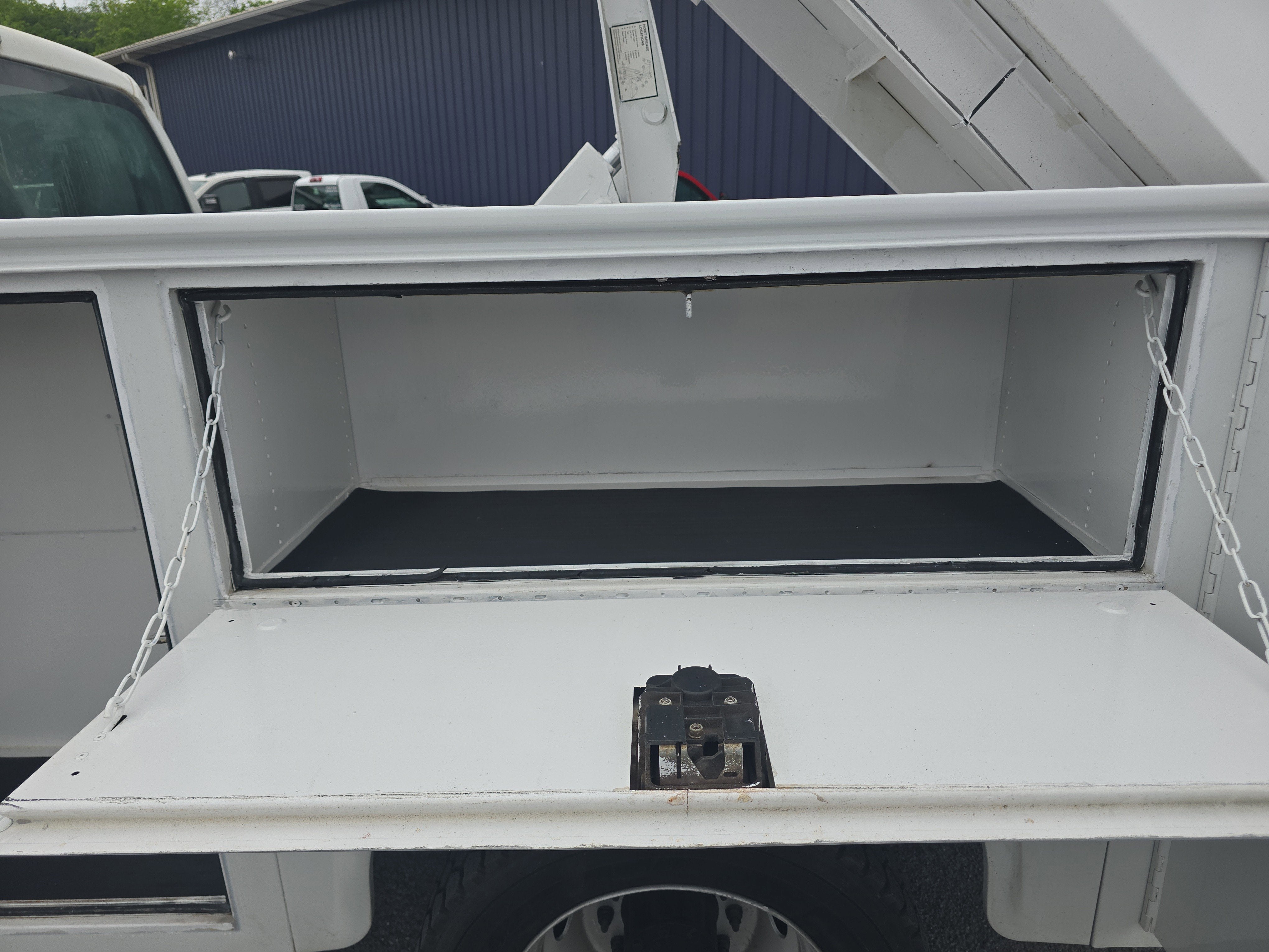 2012 Ford Super Duty F-450 DRW XL