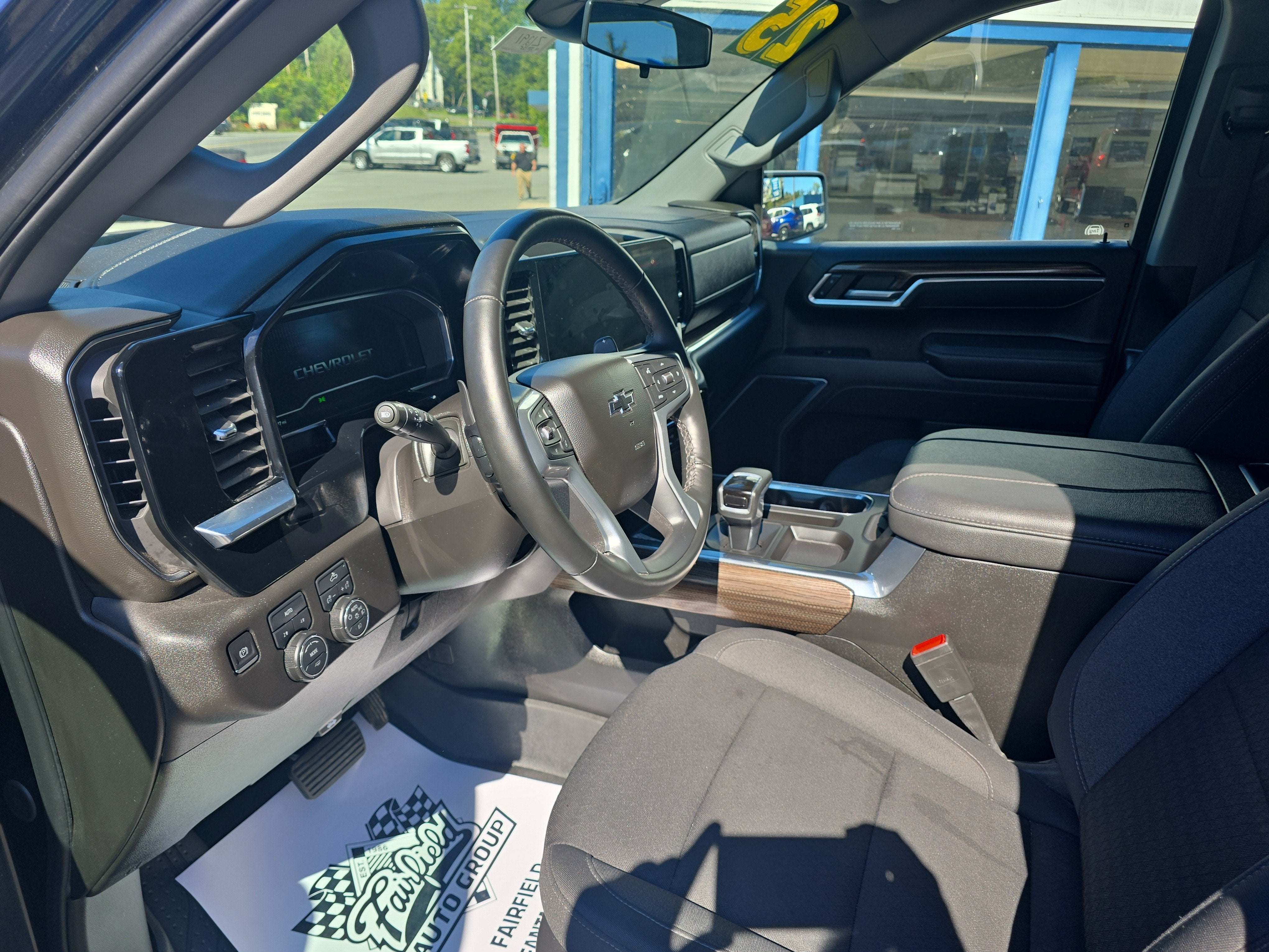 2025 Chevrolet Silverado 1500 RST