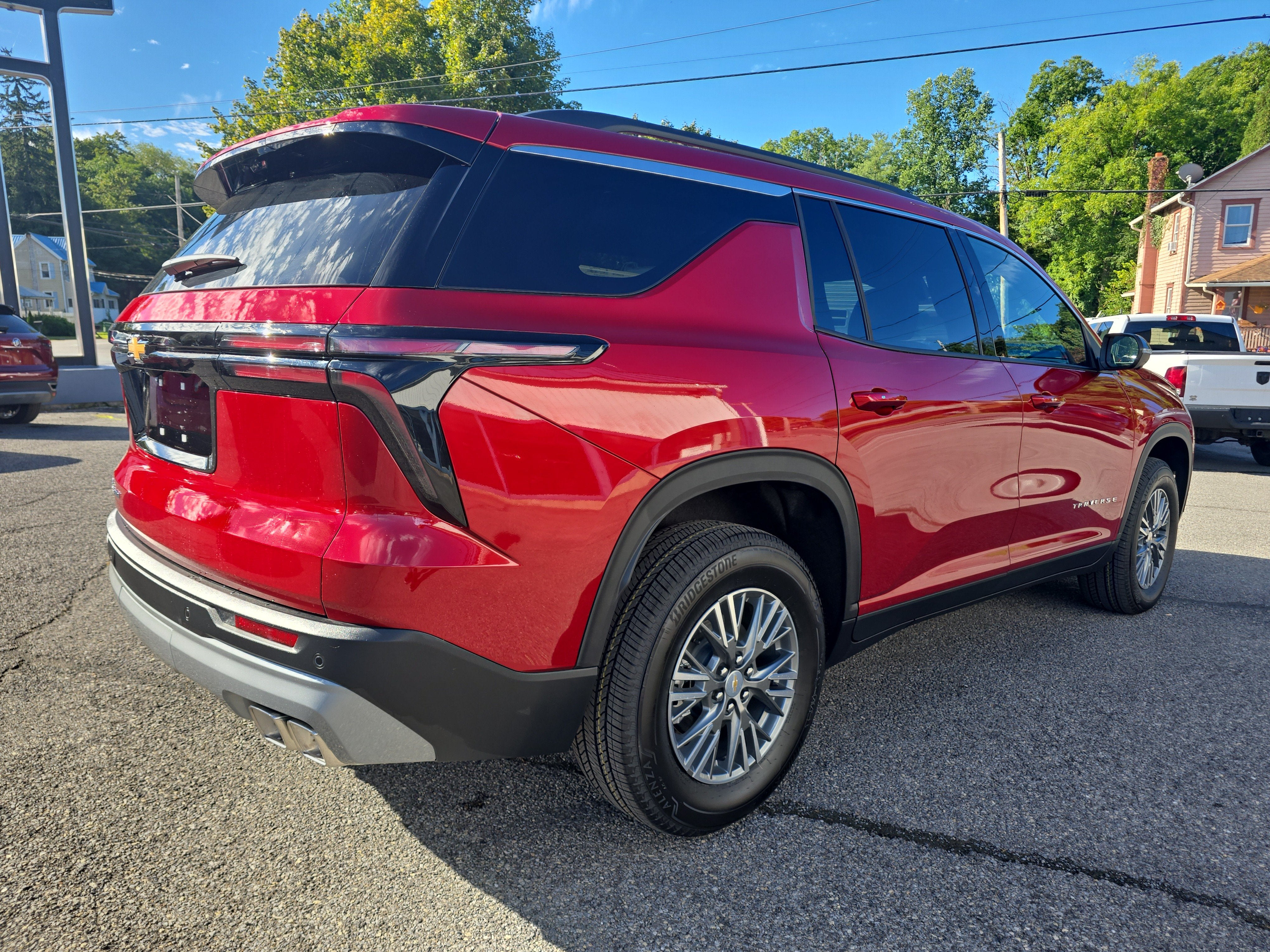 2027 Chevrolet Traverse LT