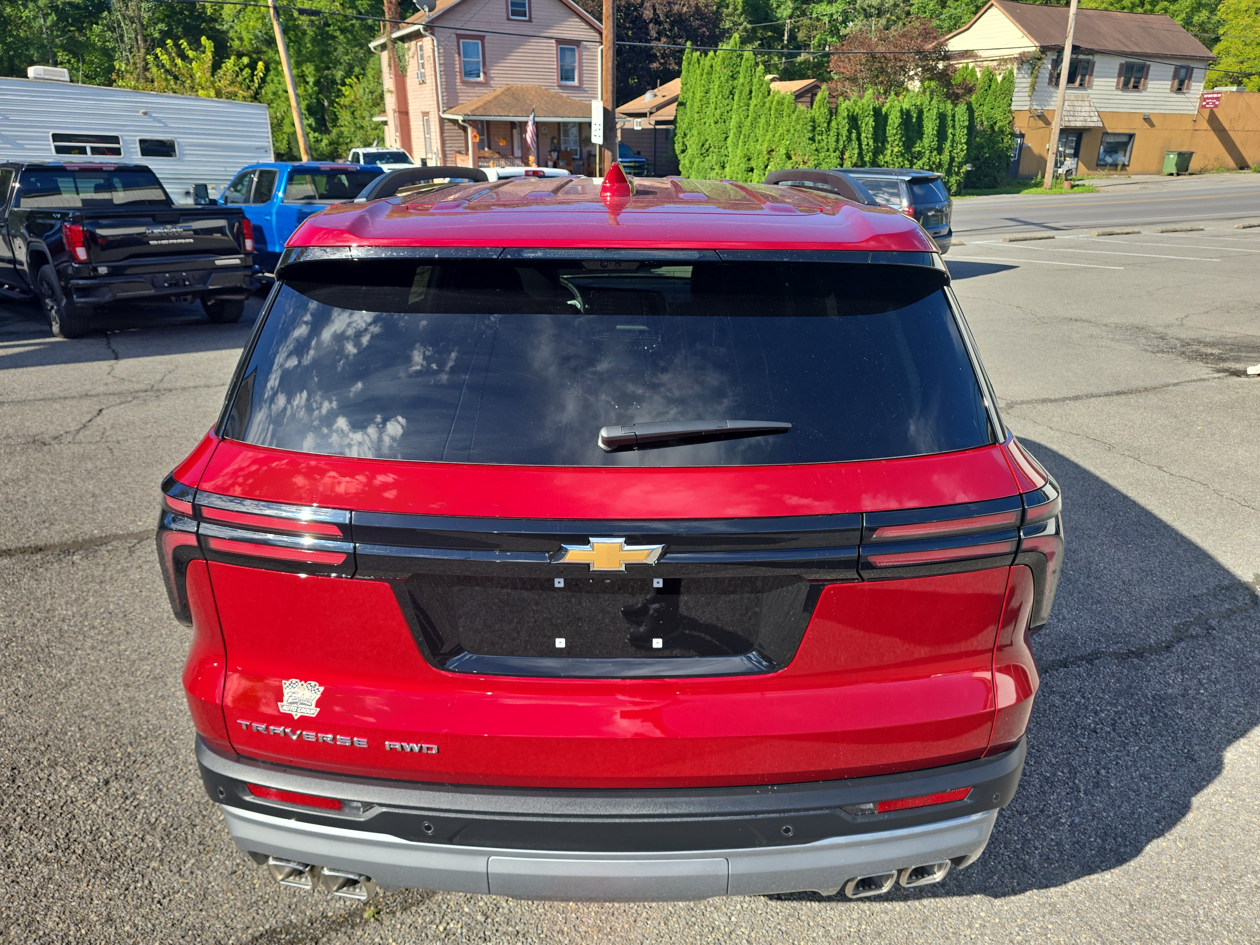 2027 Chevrolet Traverse LT