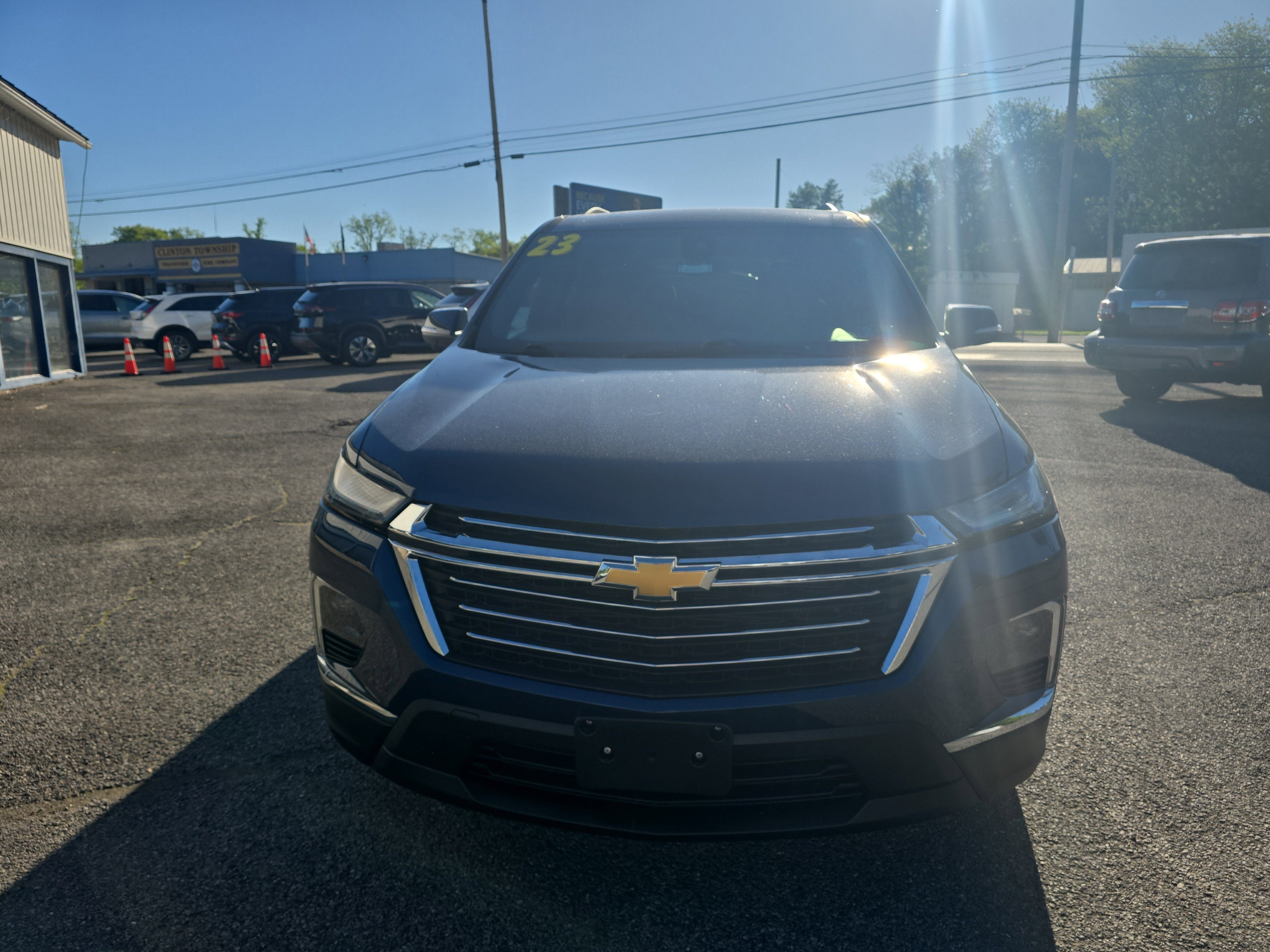 2023 Chevrolet Traverse LT Cloth