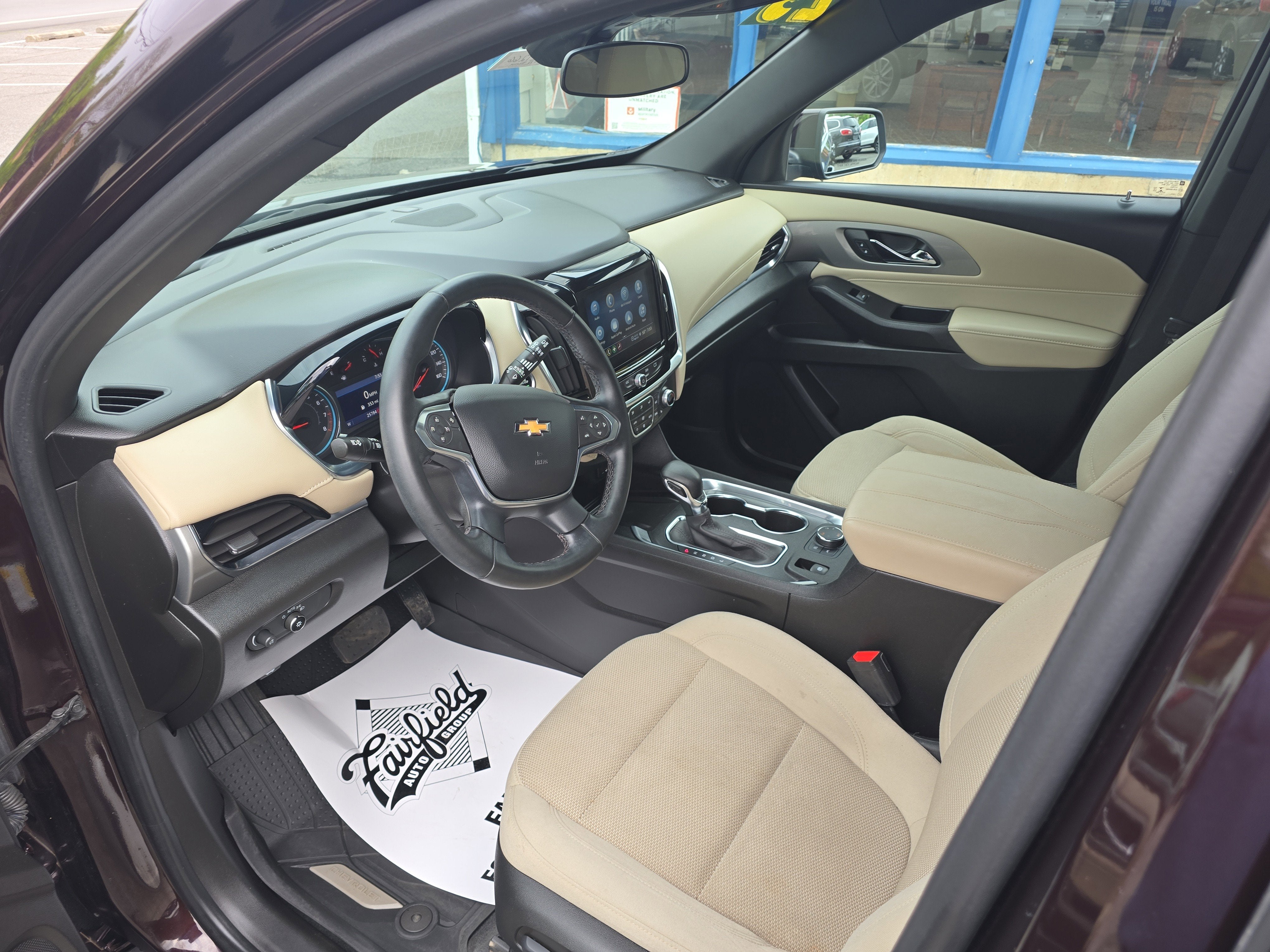 2023 Chevrolet Traverse LT Cloth