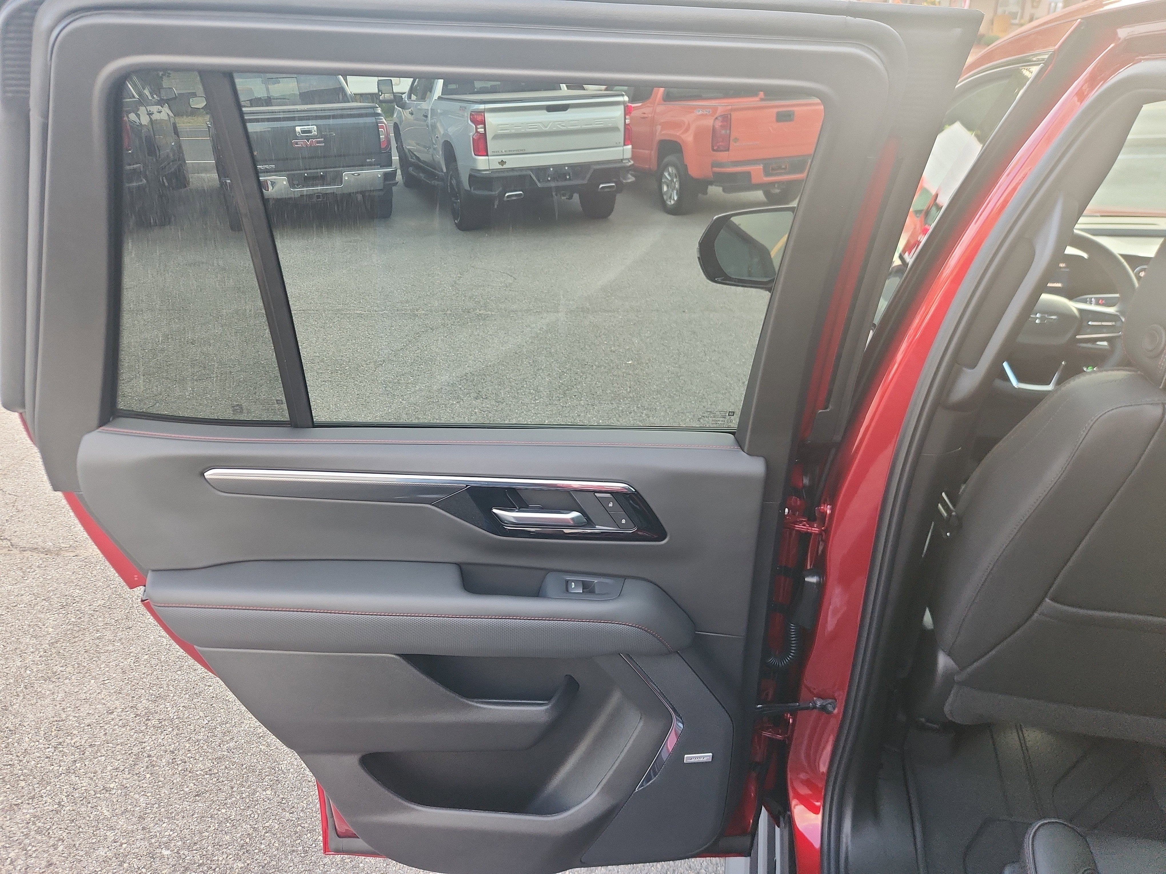 2025 Chevrolet Tahoe RST