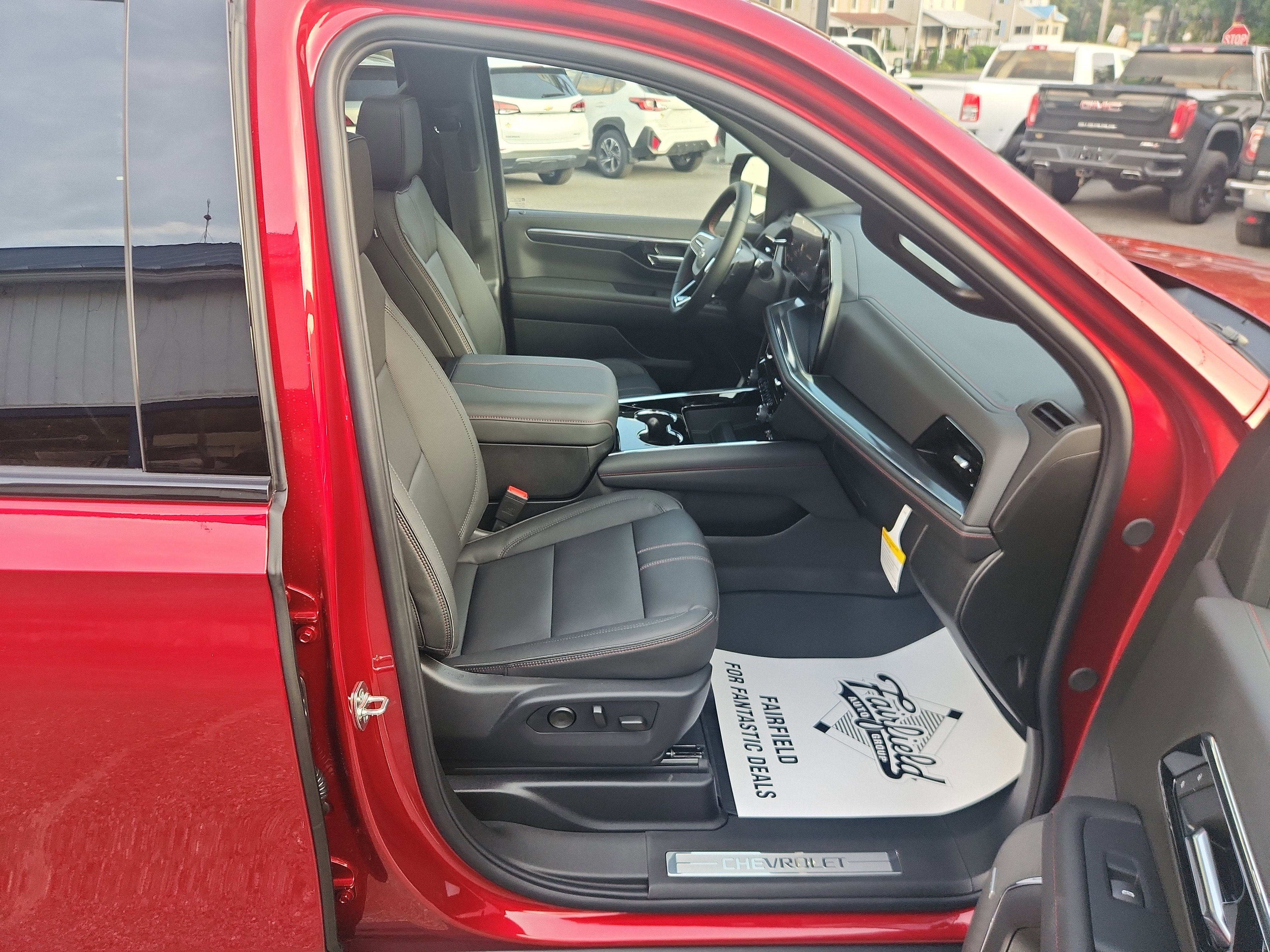 2025 Chevrolet Tahoe RST