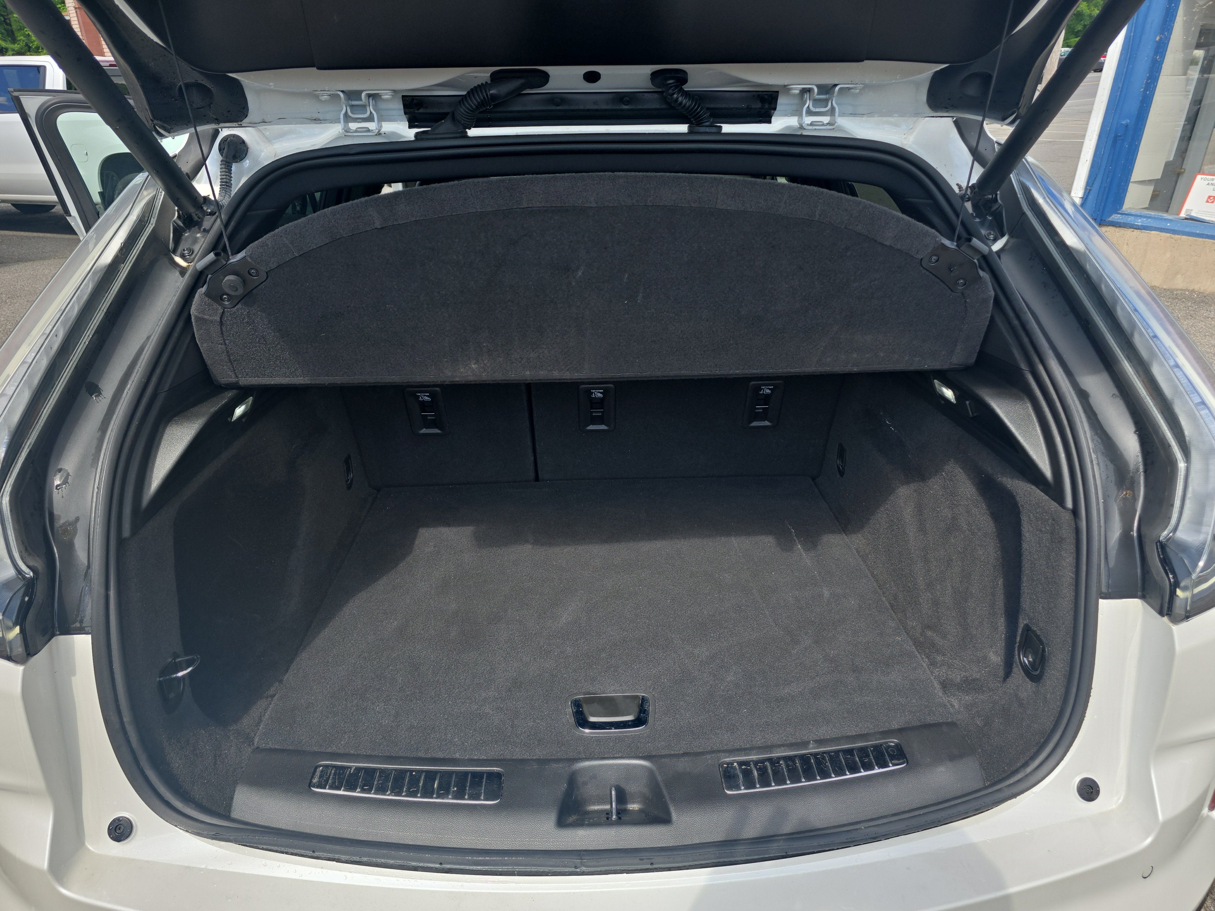 2024 Cadillac XT4 Sport - Photo 24