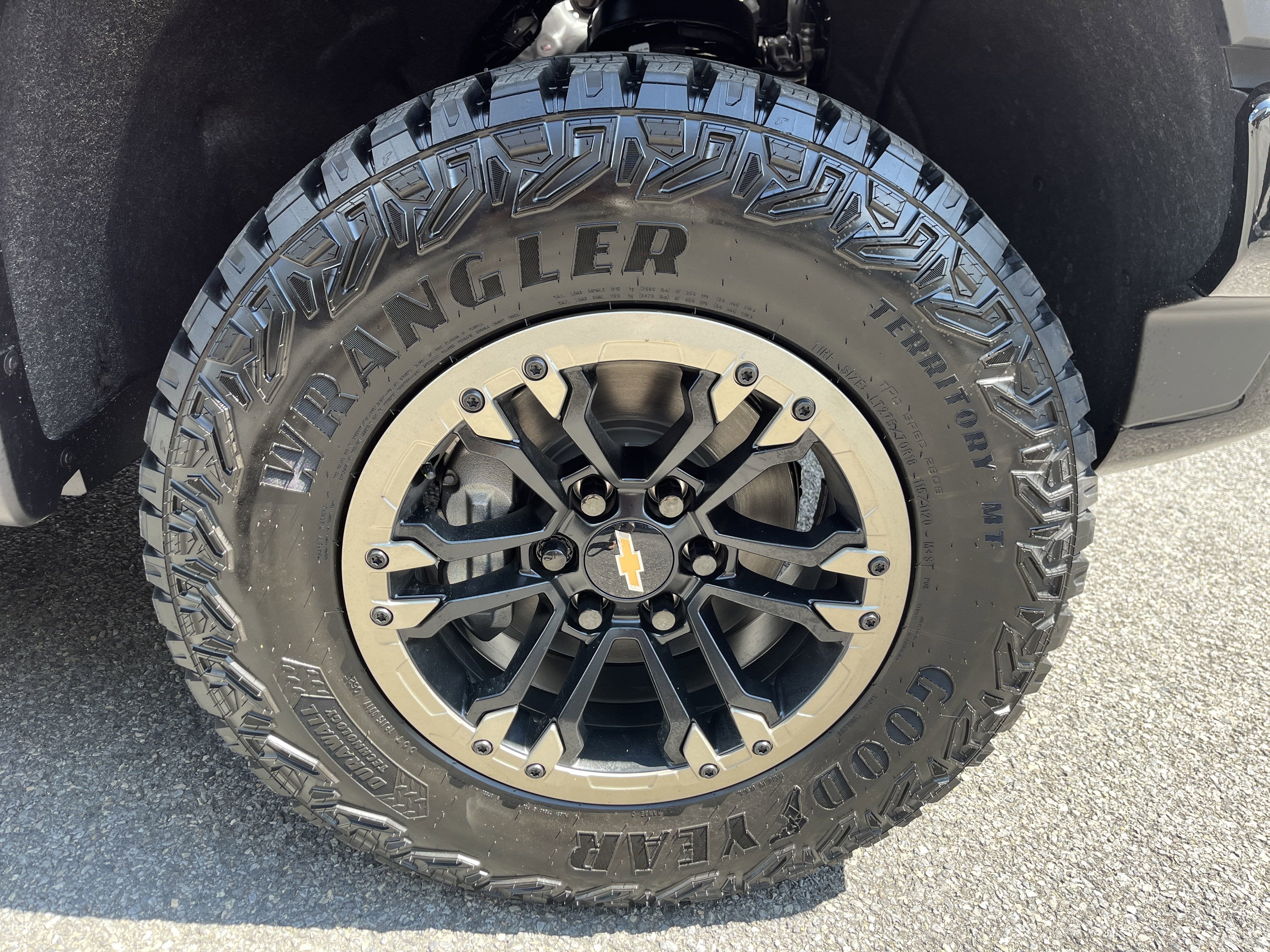 2025 Chevrolet Silverado 1500 ZR2