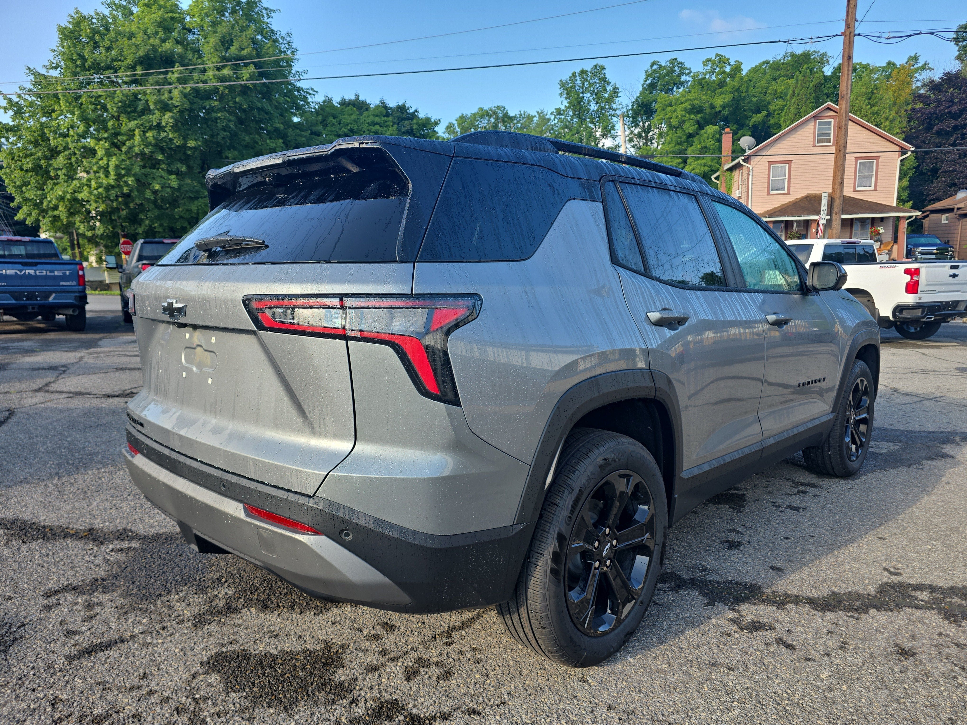 2027 Chevrolet Equinox LT