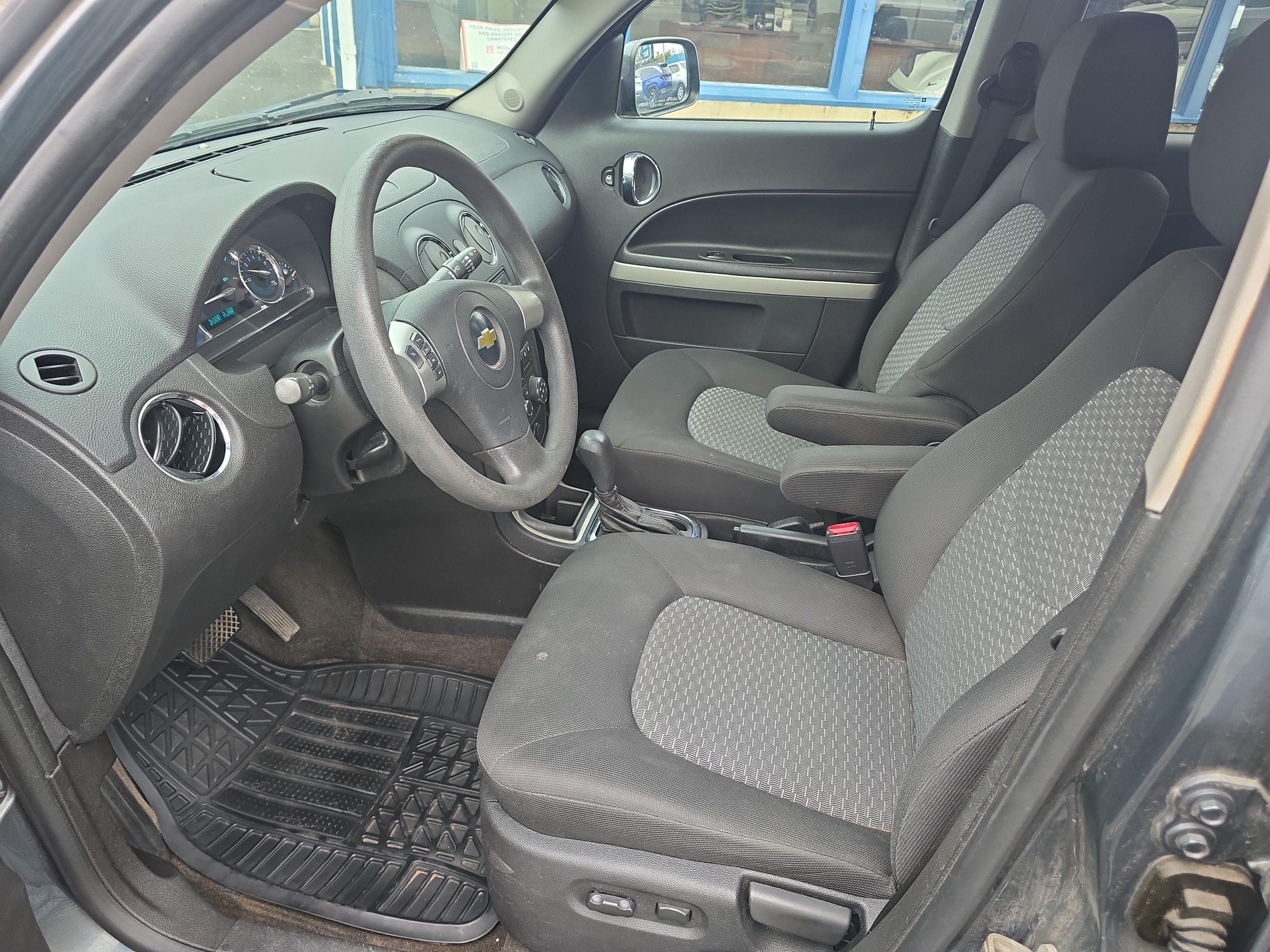 2011 Chevrolet HHR LT w/1LT