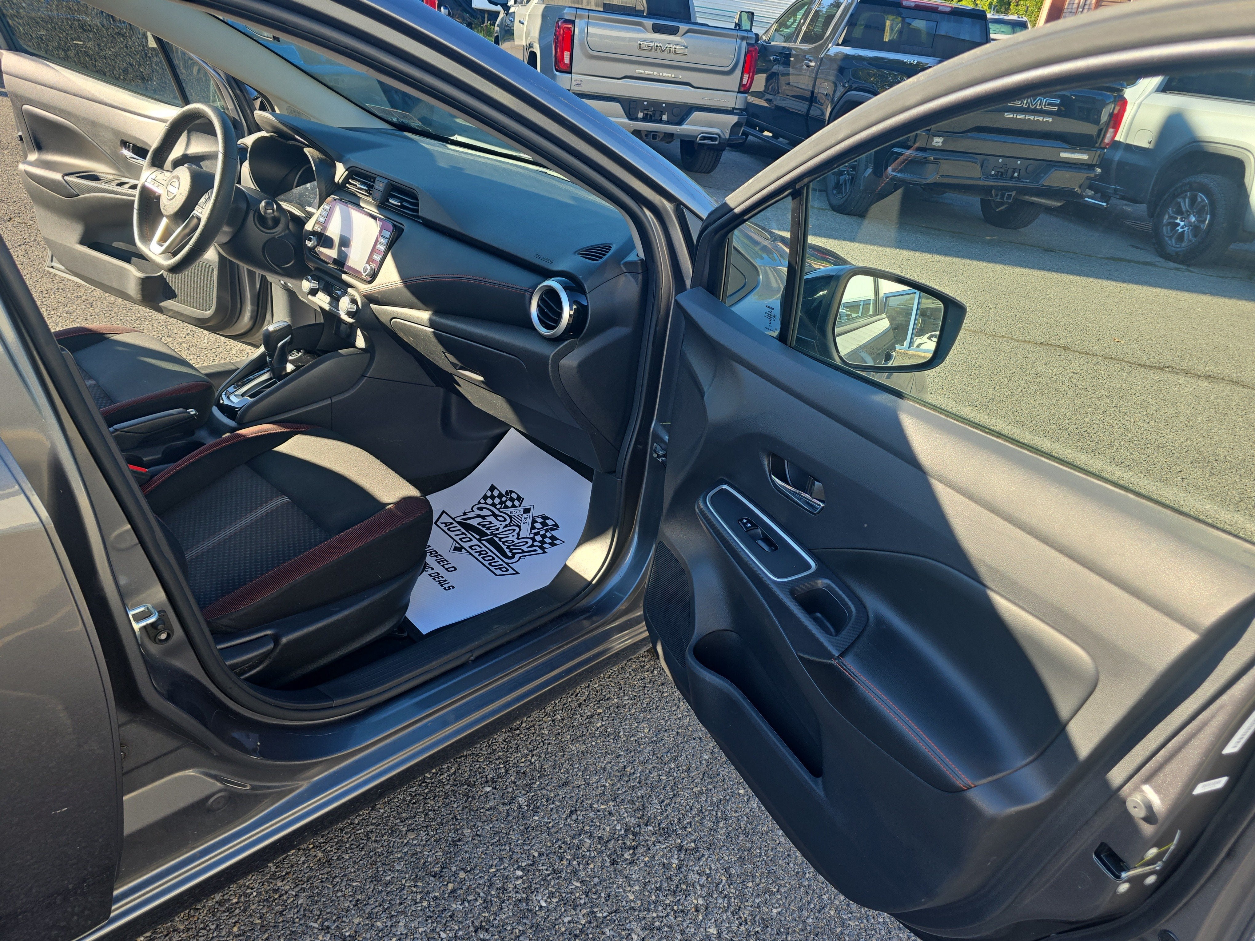 2024 Nissan Versa 1.6 SR