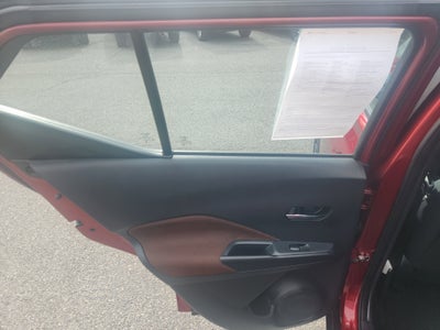 2024 Nissan Kicks SR