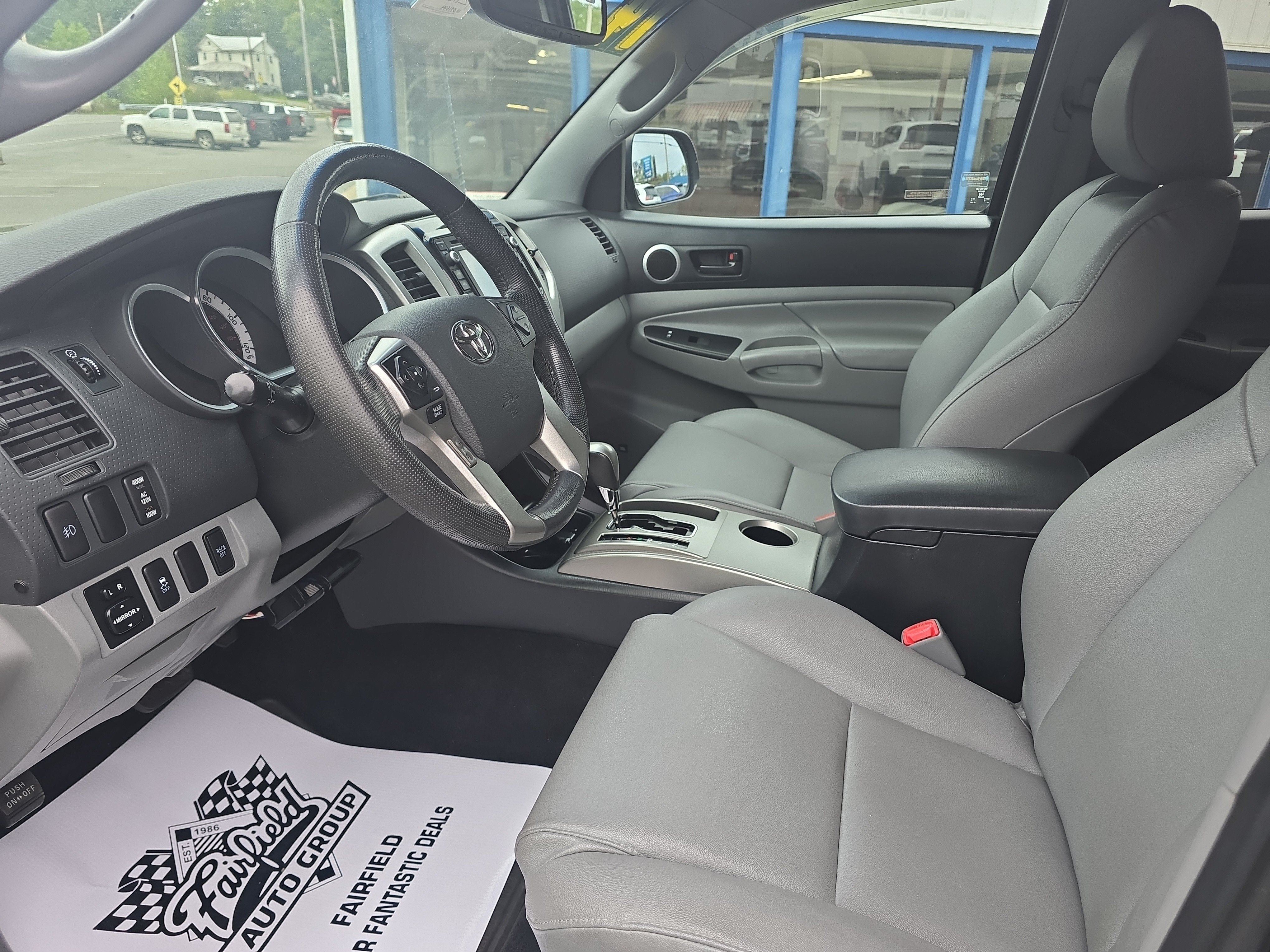 2014 Toyota Tacoma BLACK