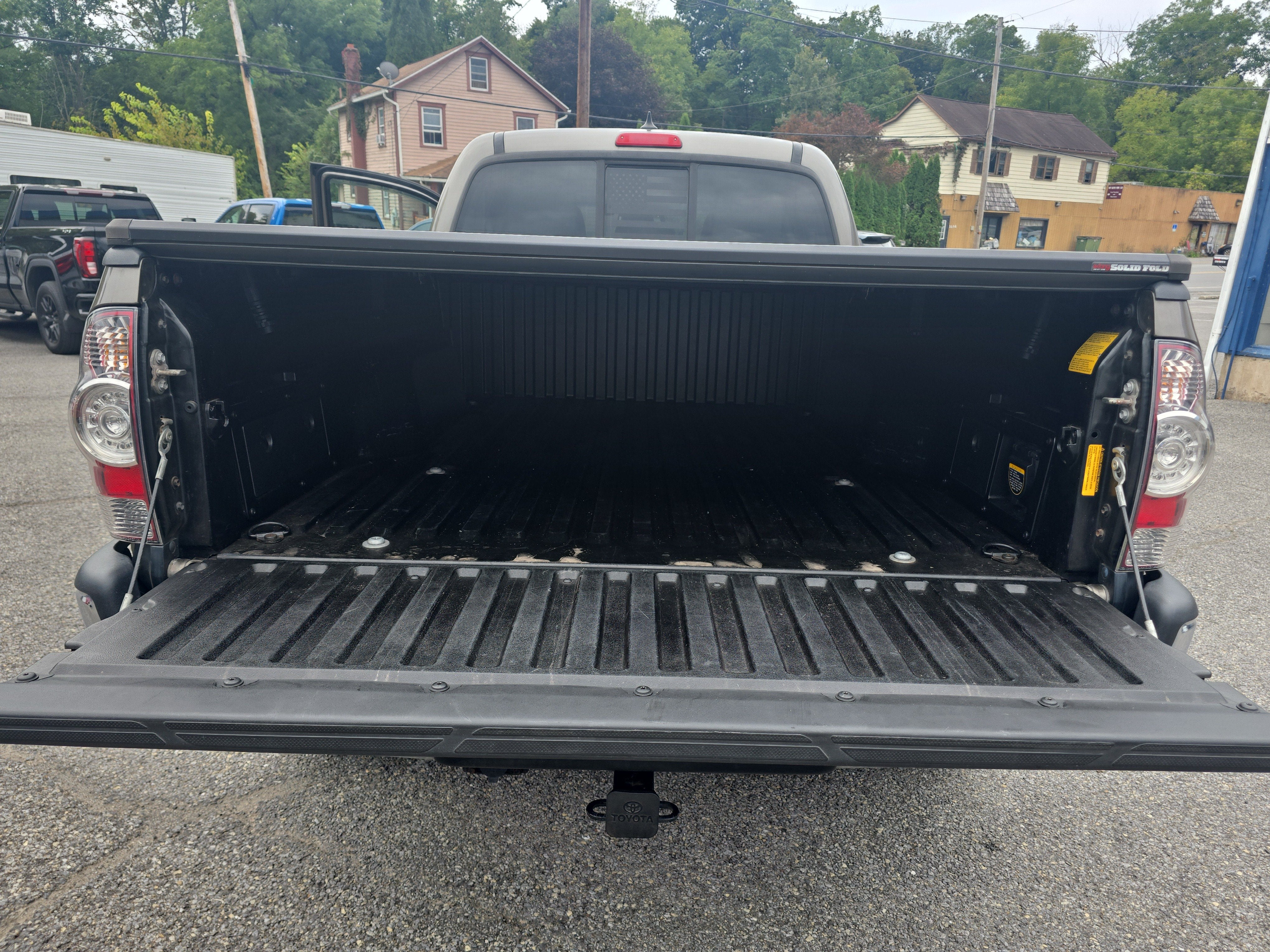2014 Toyota Tacoma BLACK