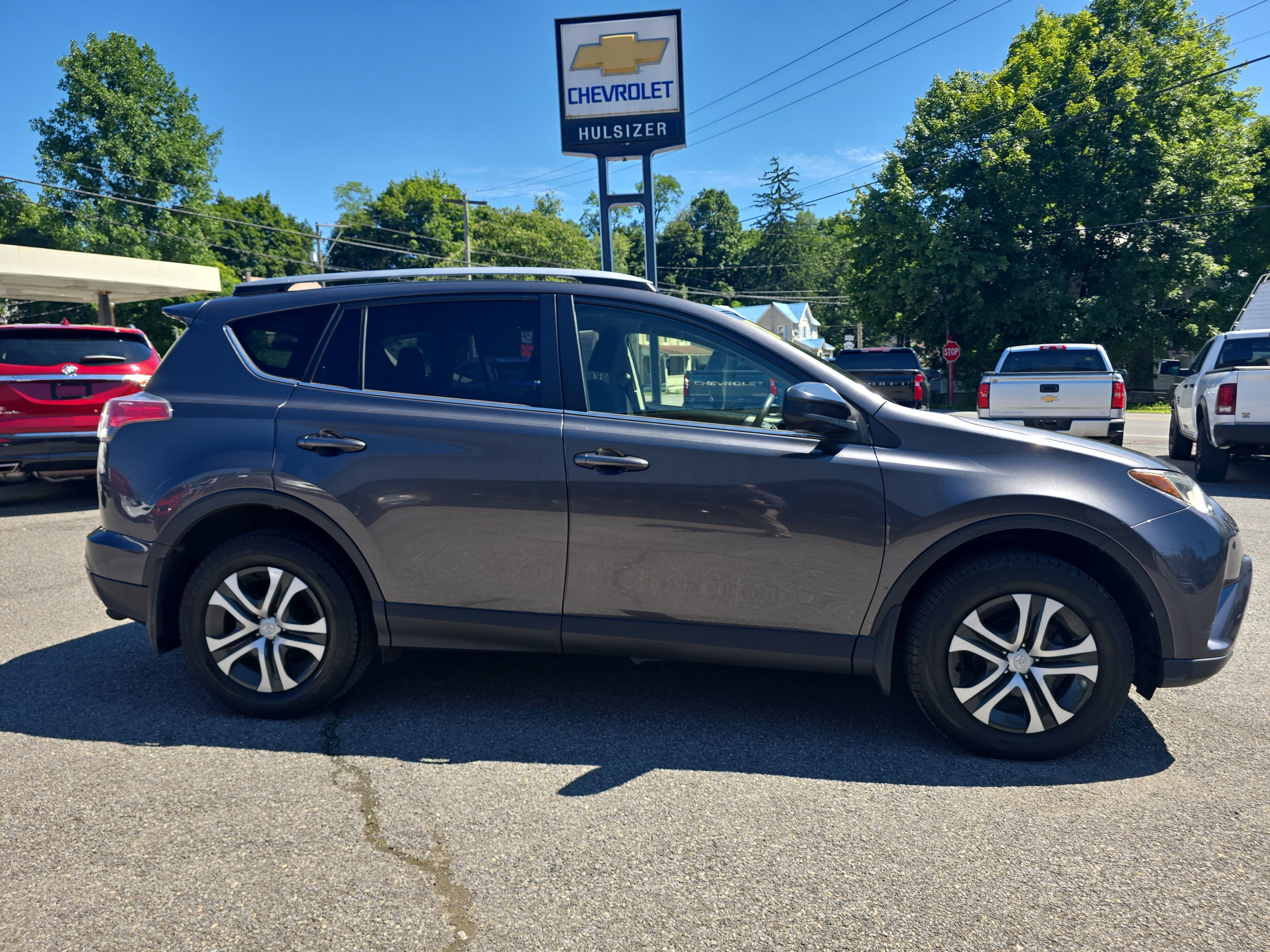 2017 Toyota RAV4 LE
