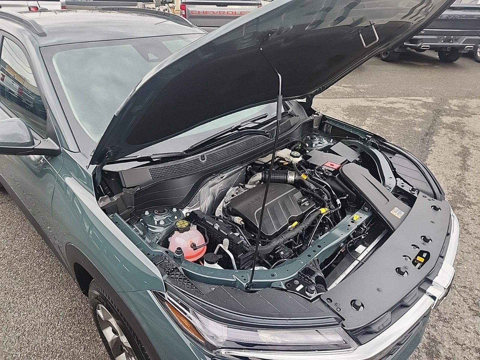 2025 Chevrolet Trax LT