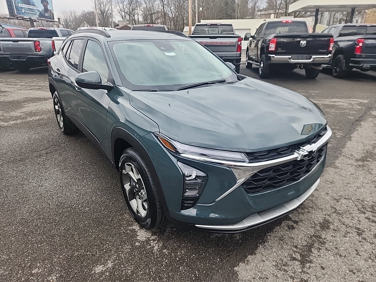 2025 Chevrolet Trax LT