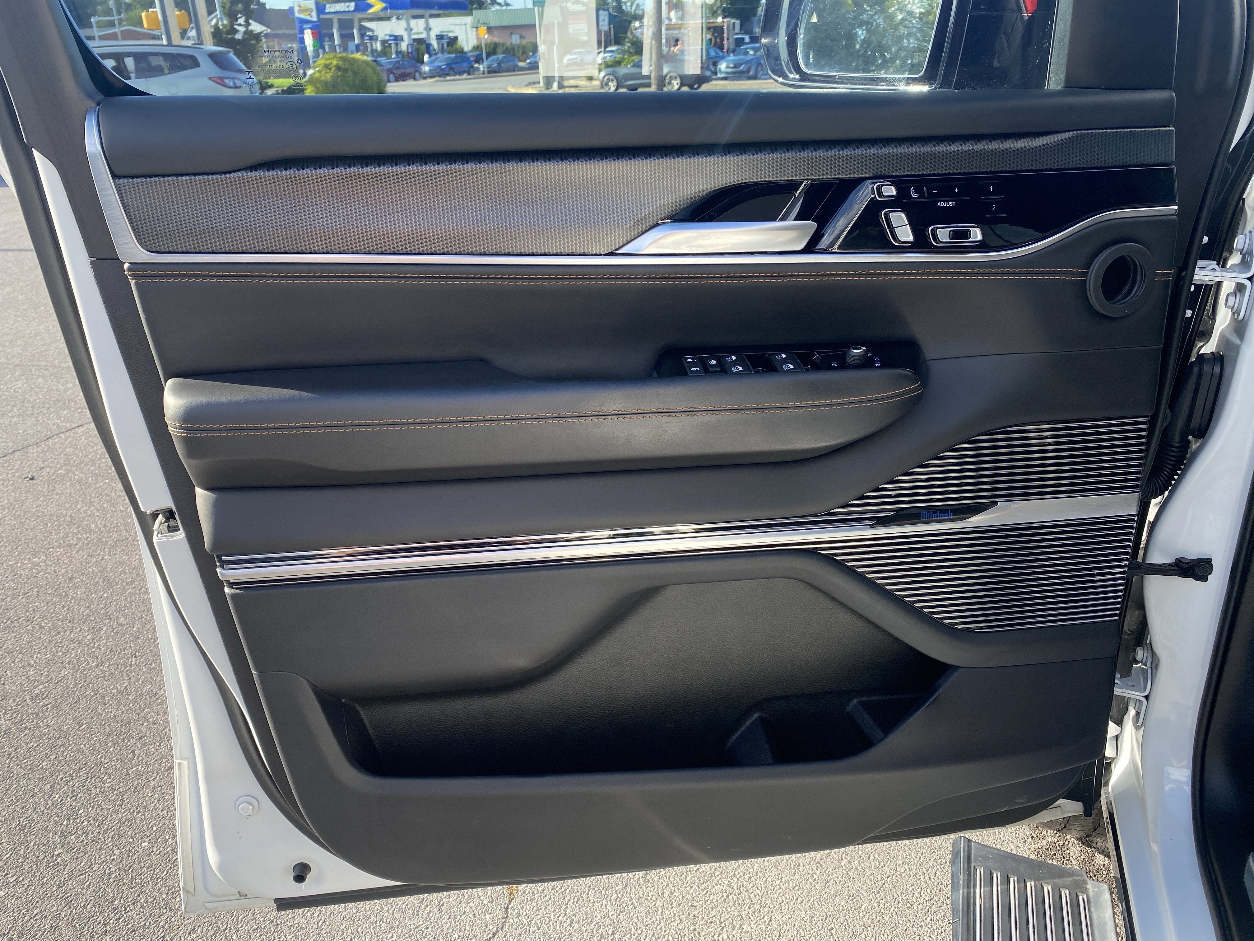 2023 Jeep Grand Wagoneer Series III Obsidian 4x4