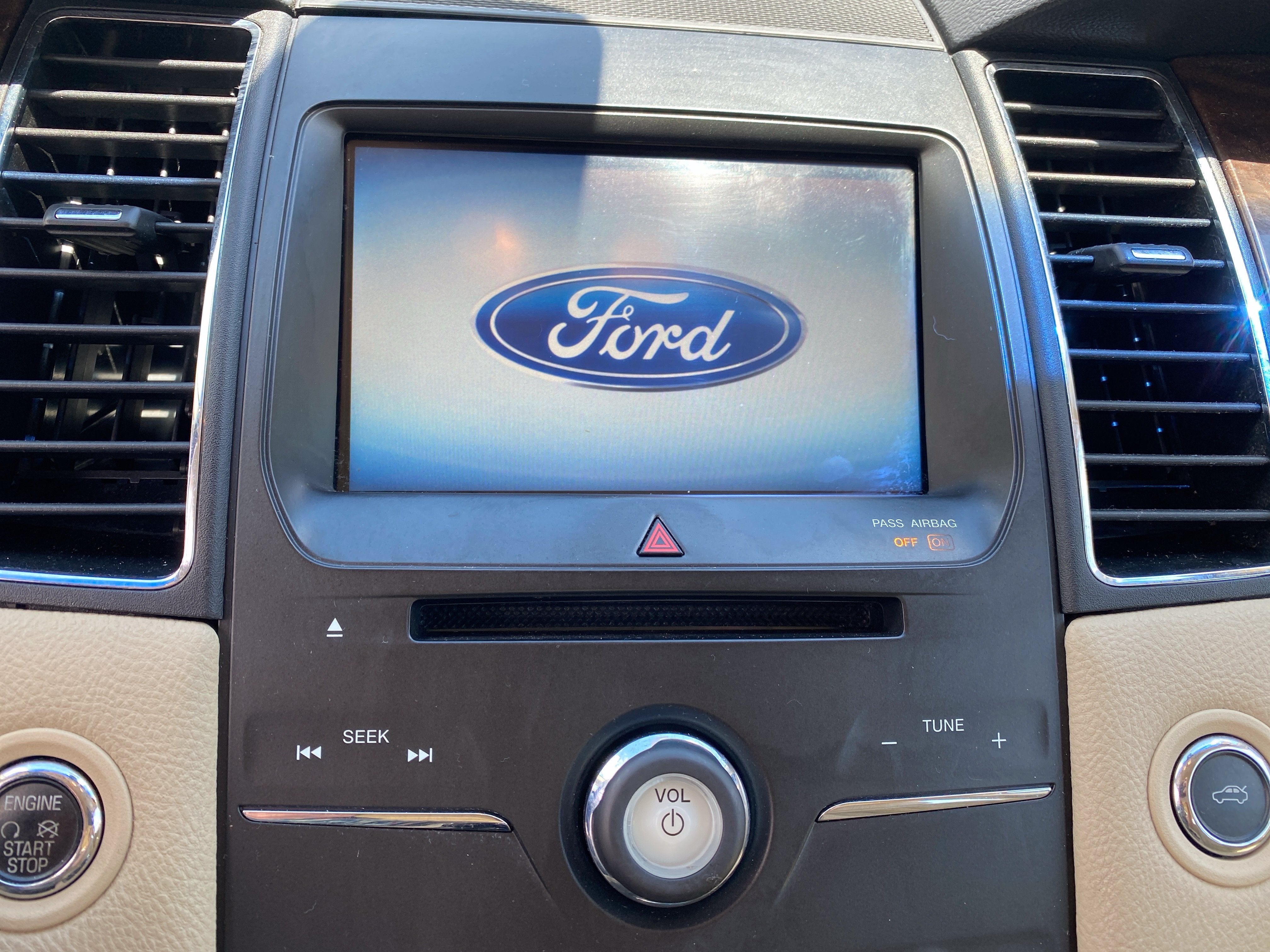 2015 Ford Taurus Limited