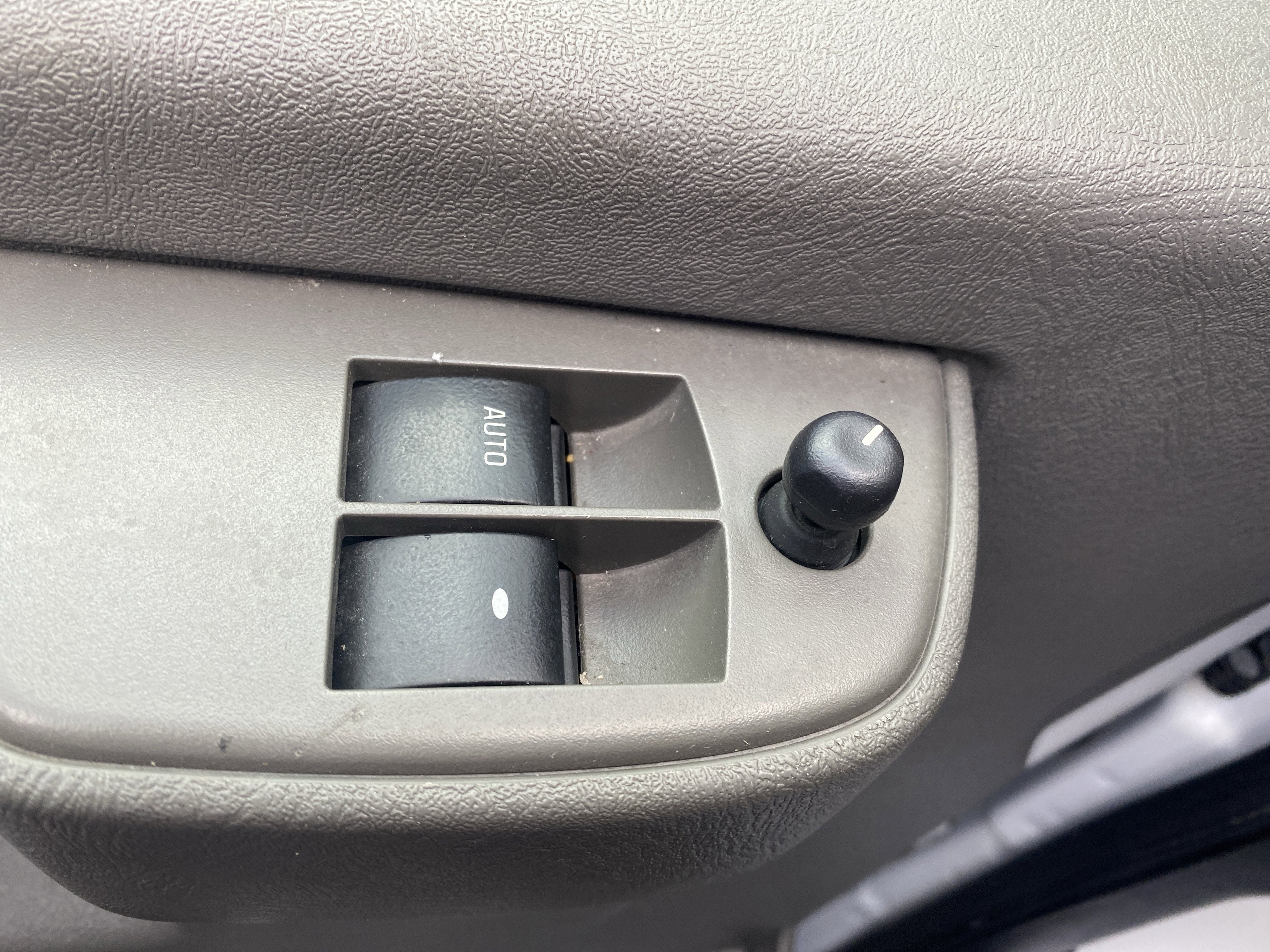 2019 Chevrolet Express Passenger 2500 LT