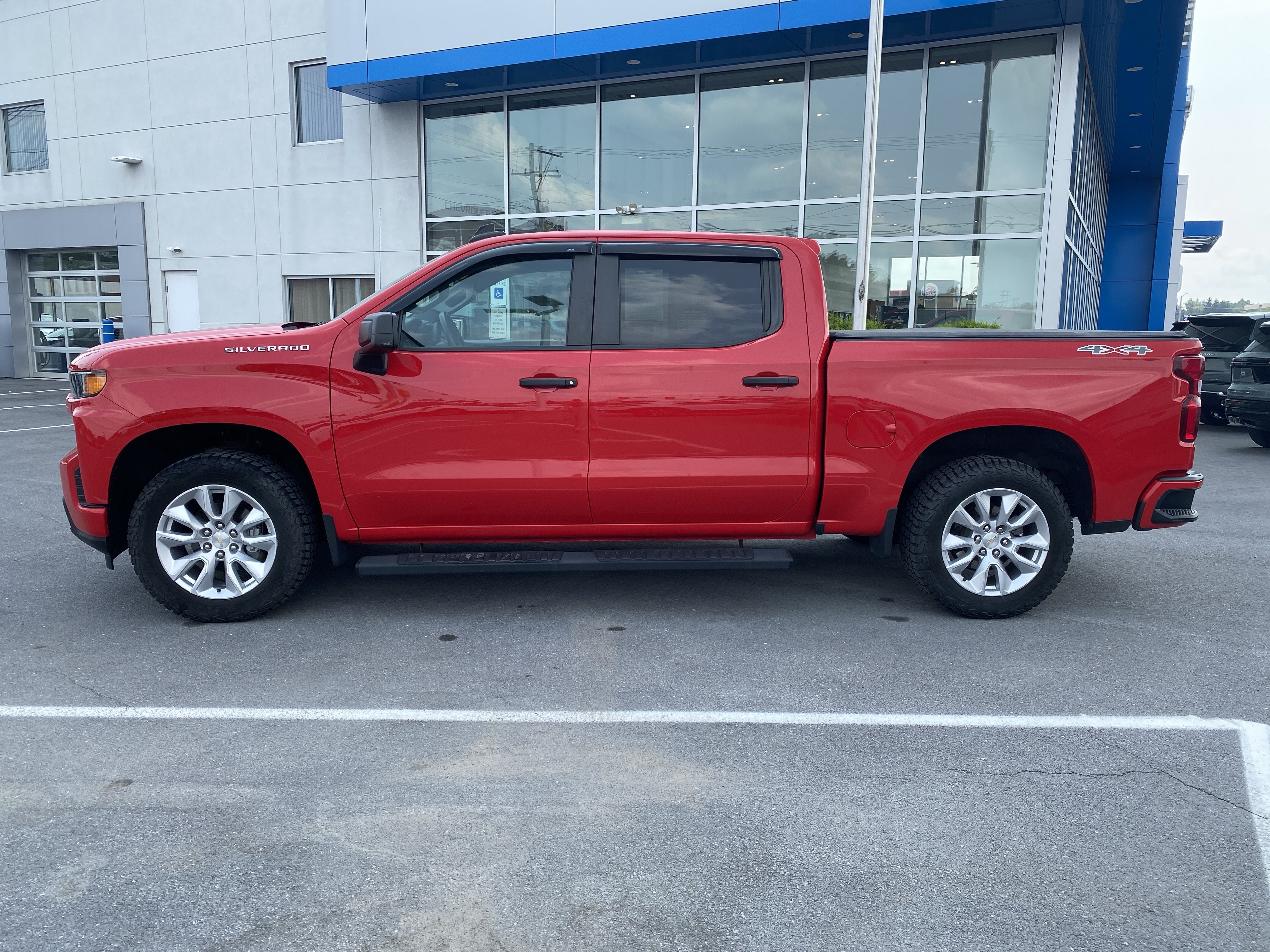 2021 Chevrolet Silverado 1500 Custom