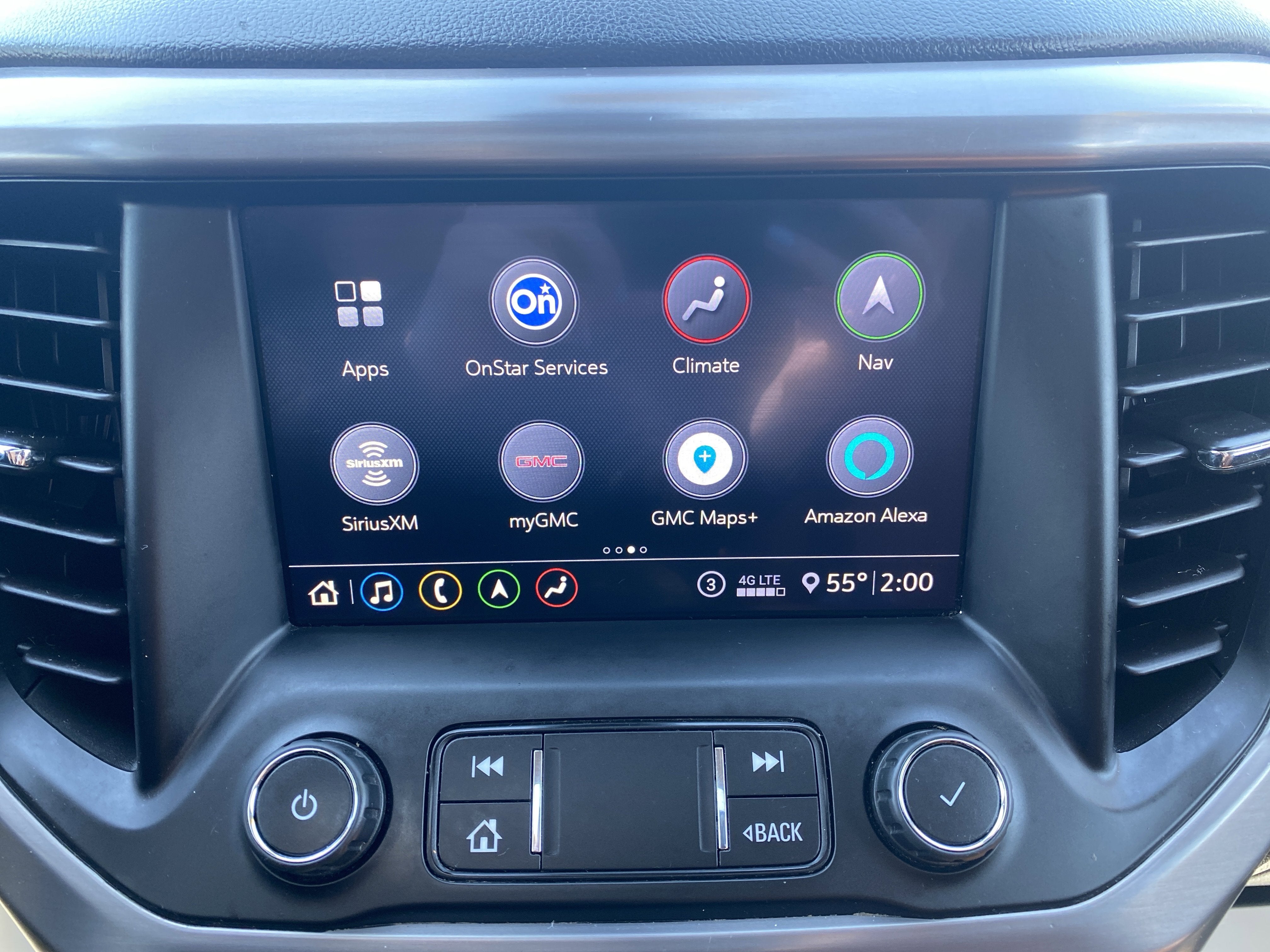 2020 GMC Acadia AT4