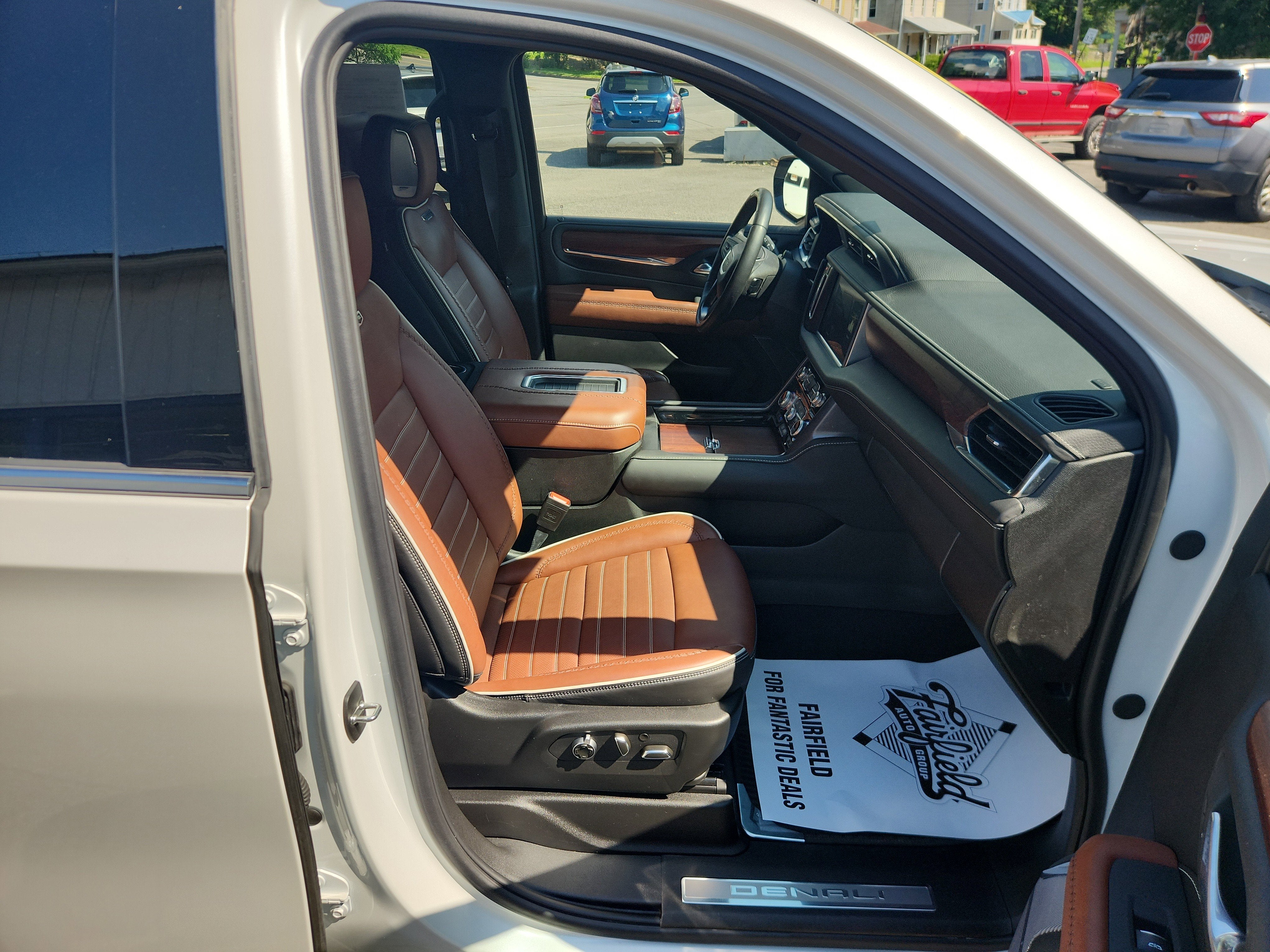 2024 GMC Yukon Denali Ultimate