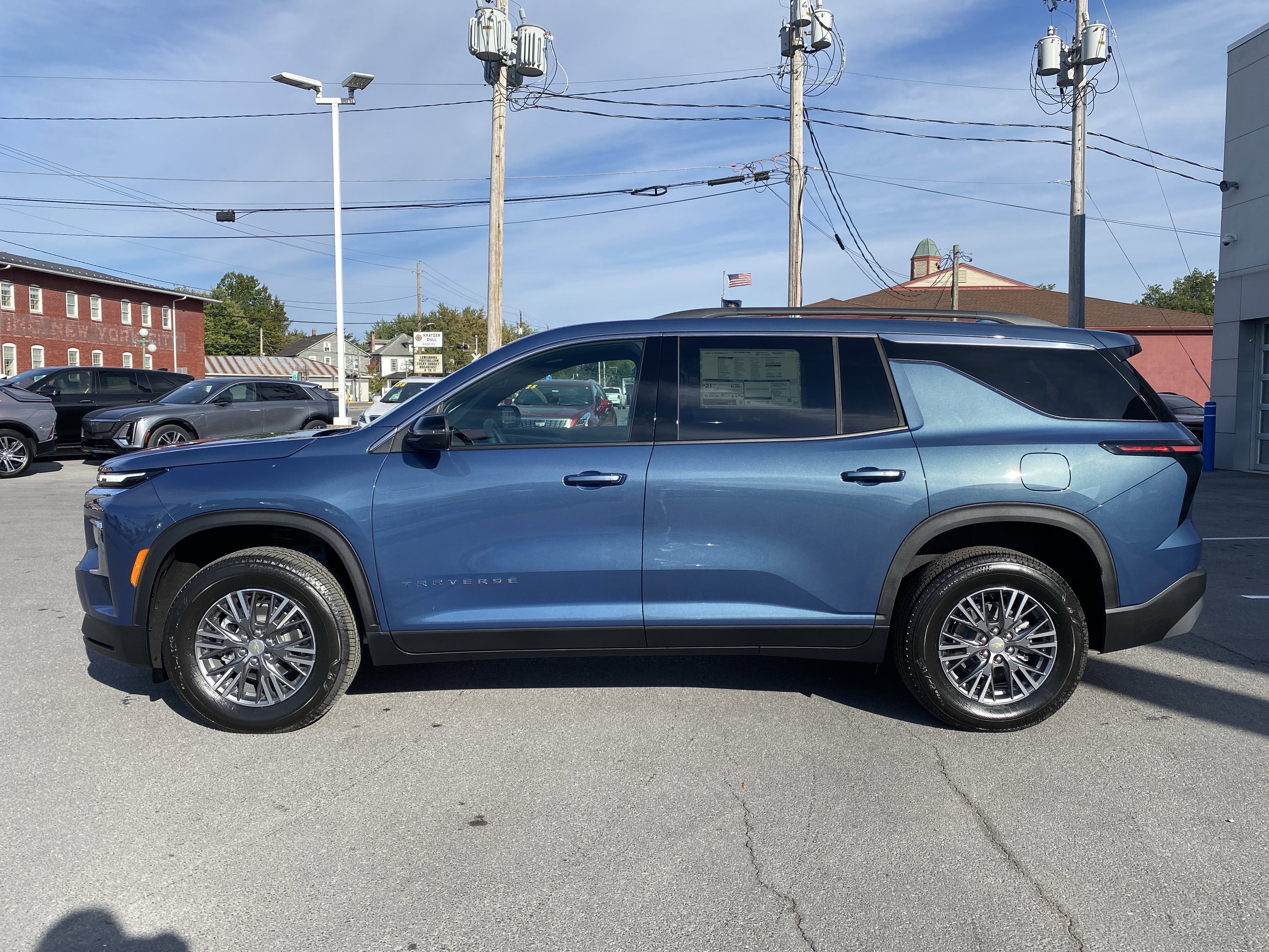 2026 Chevrolet Traverse LT