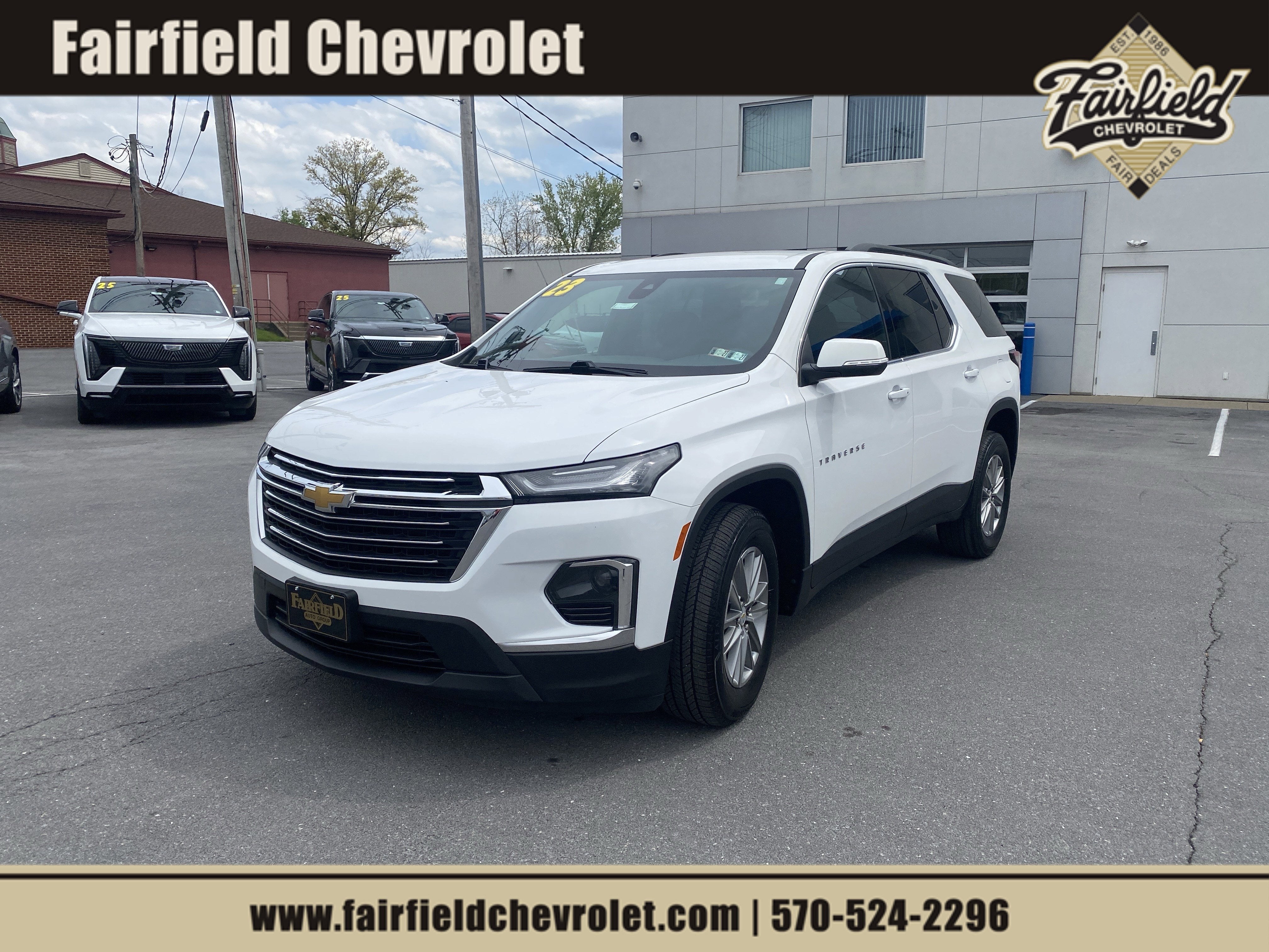 2023 Chevrolet Traverse LT Cloth