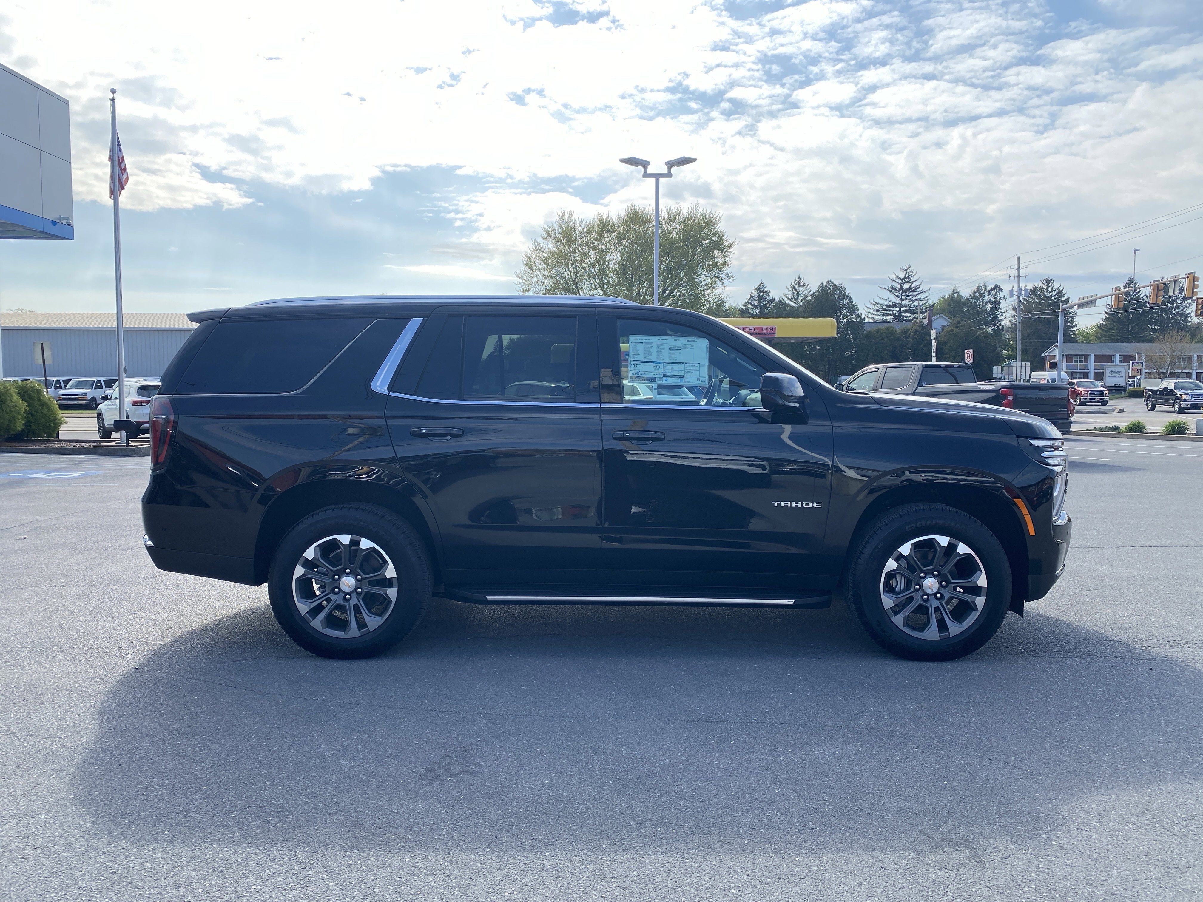 2026 Chevrolet Tahoe LS