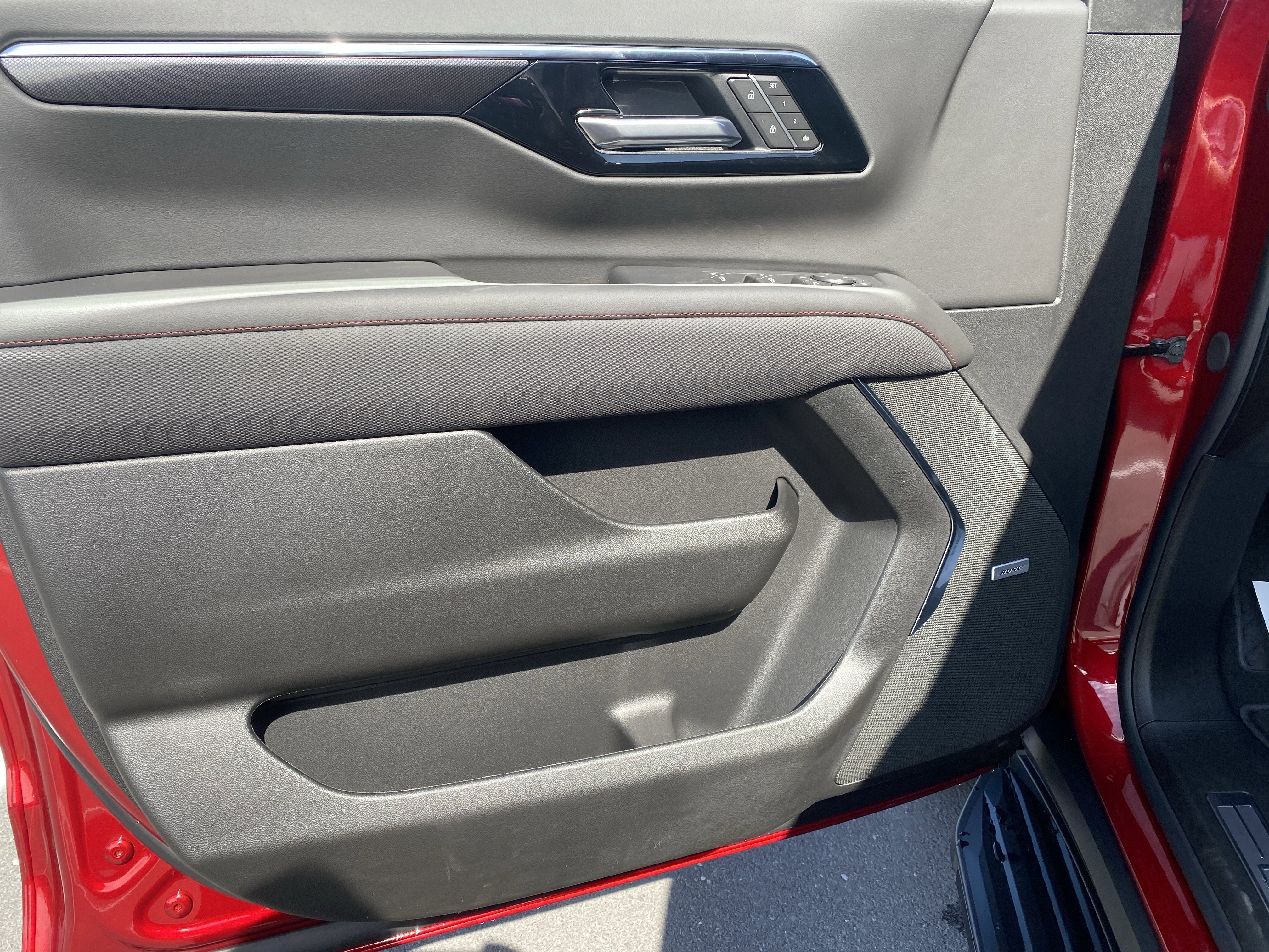 2025 Chevrolet Tahoe RST