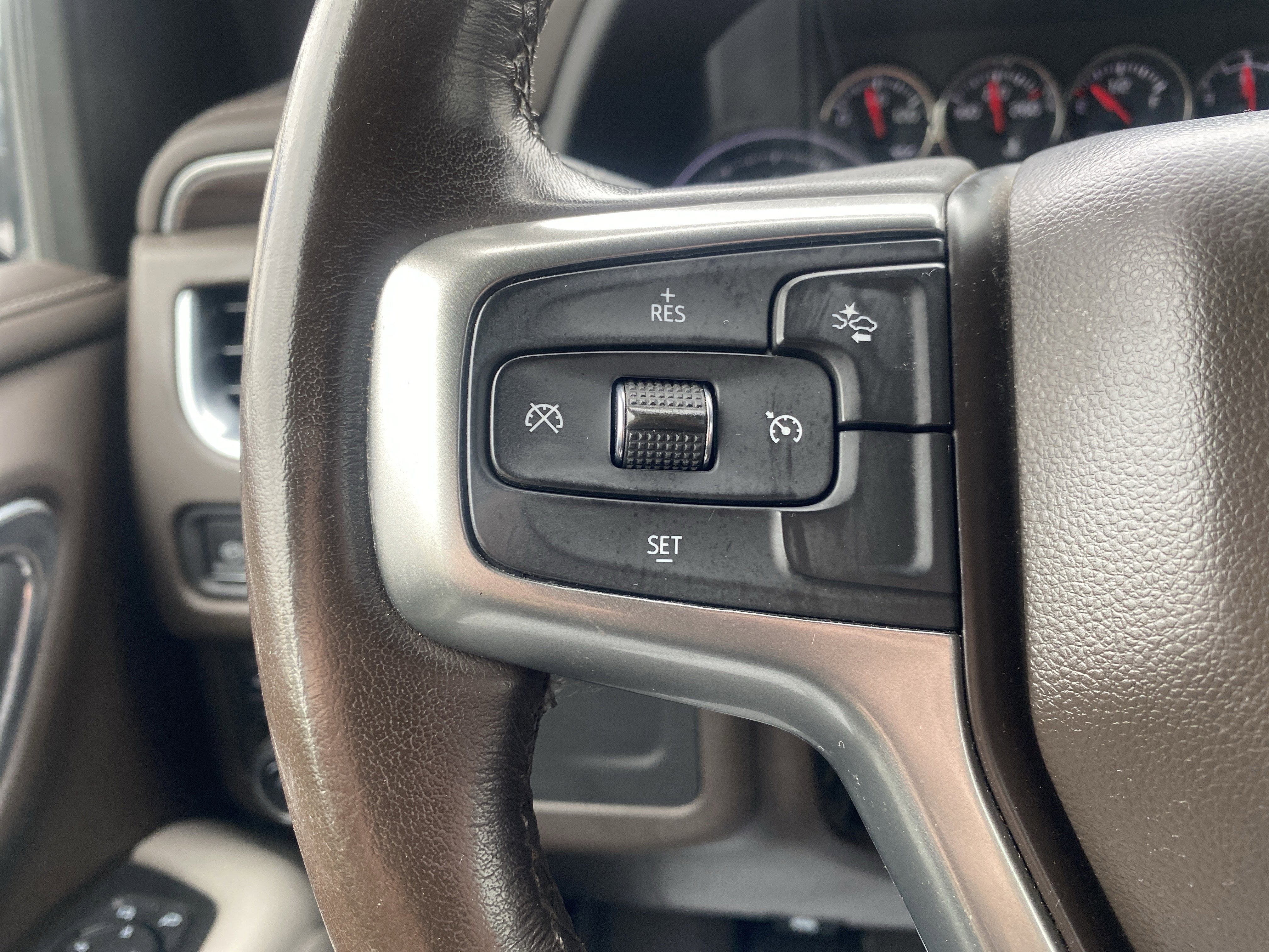 2021 Chevrolet Suburban Z71