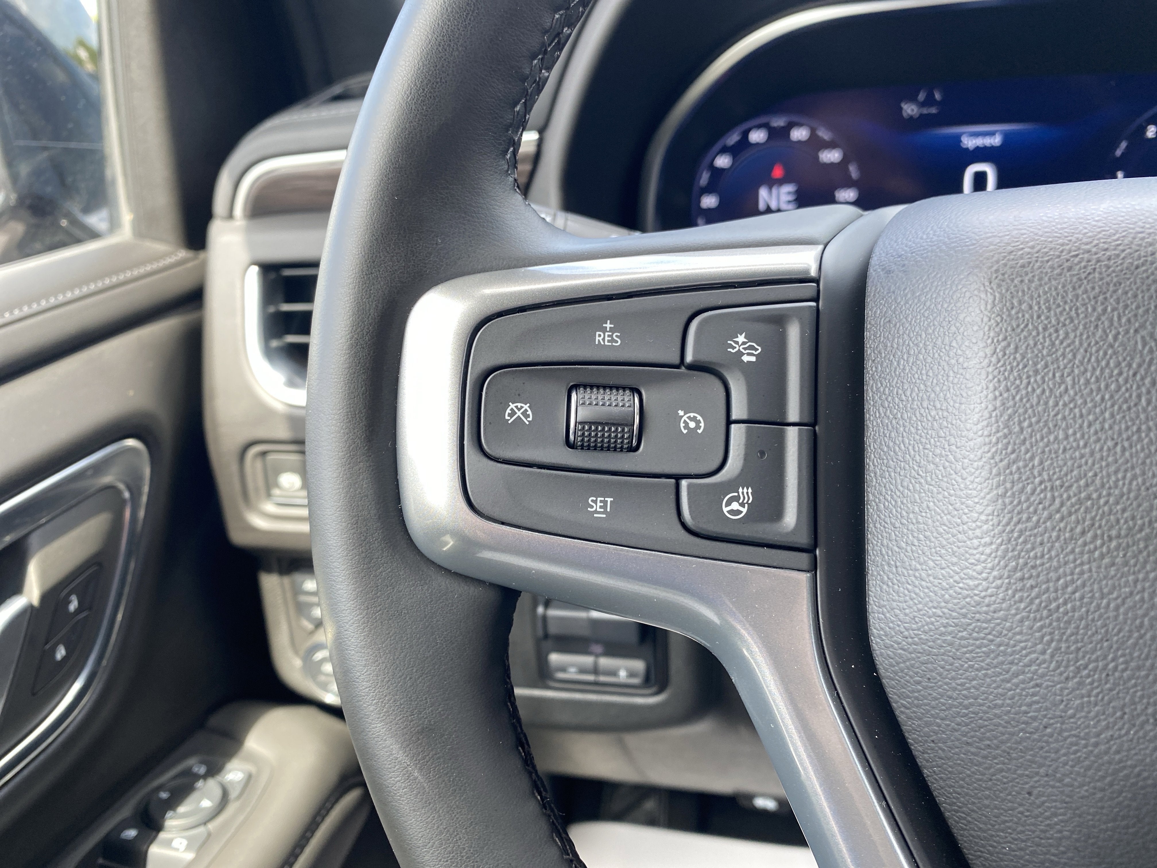 2024 Chevrolet Suburban Z71