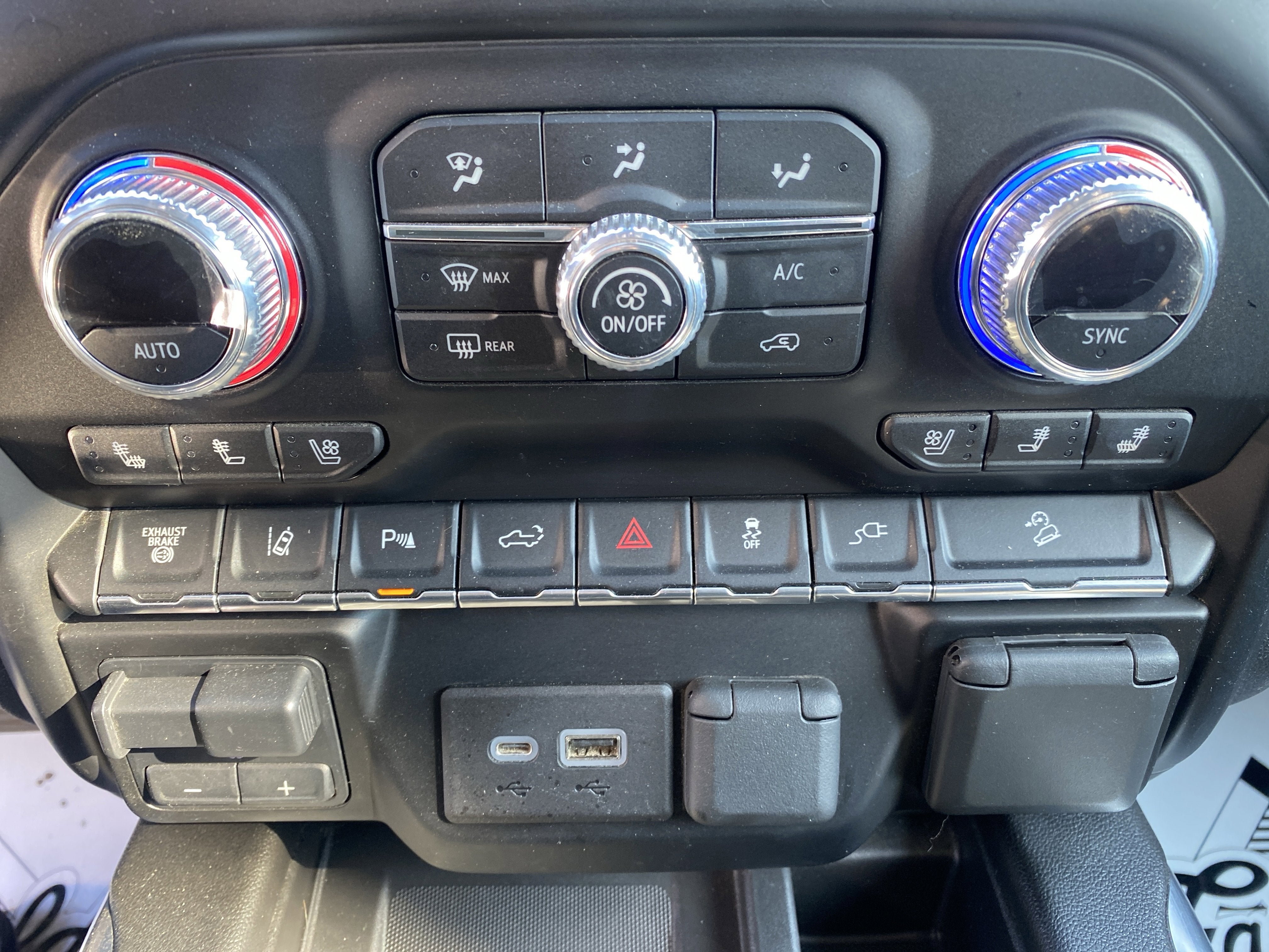 2021 GMC Sierra 3500 HD Denali