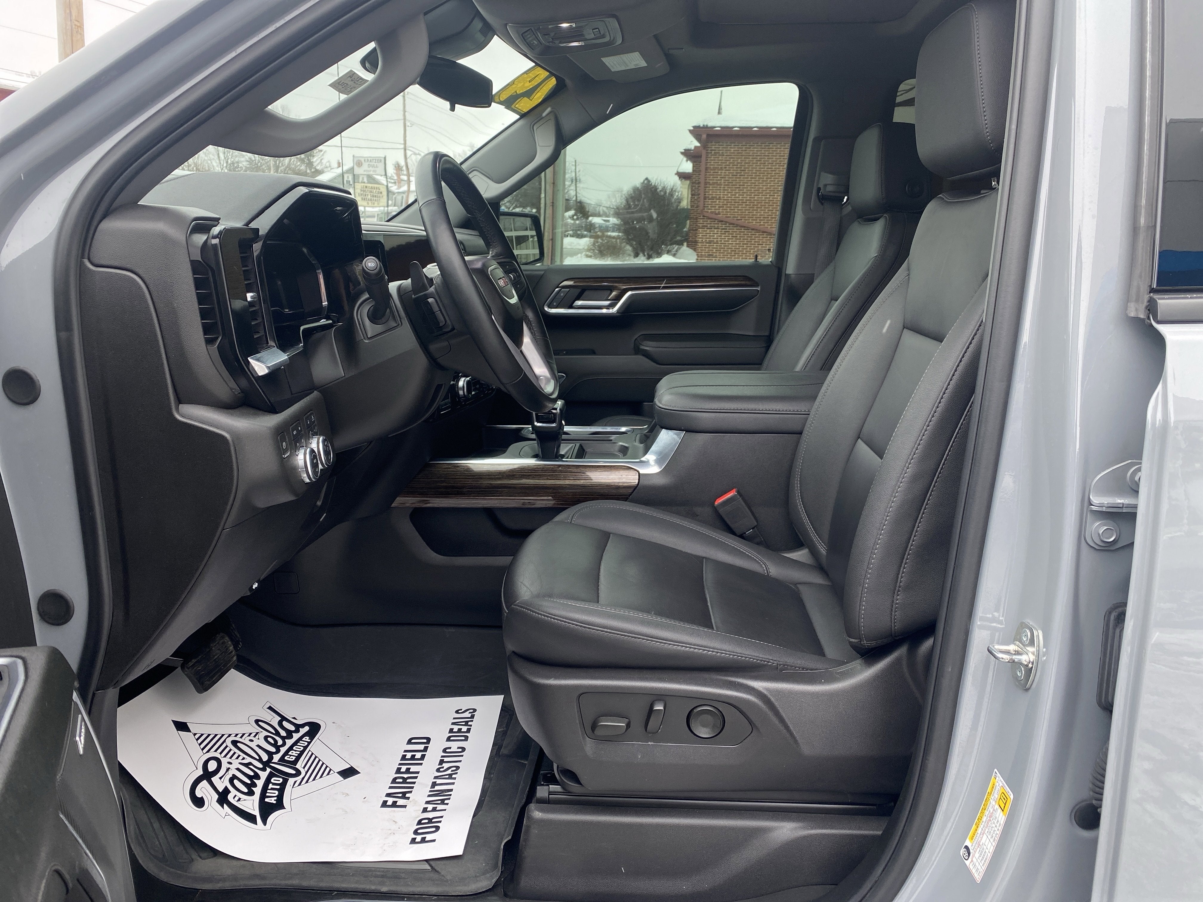 2024 GMC Sierra 1500 Elevation