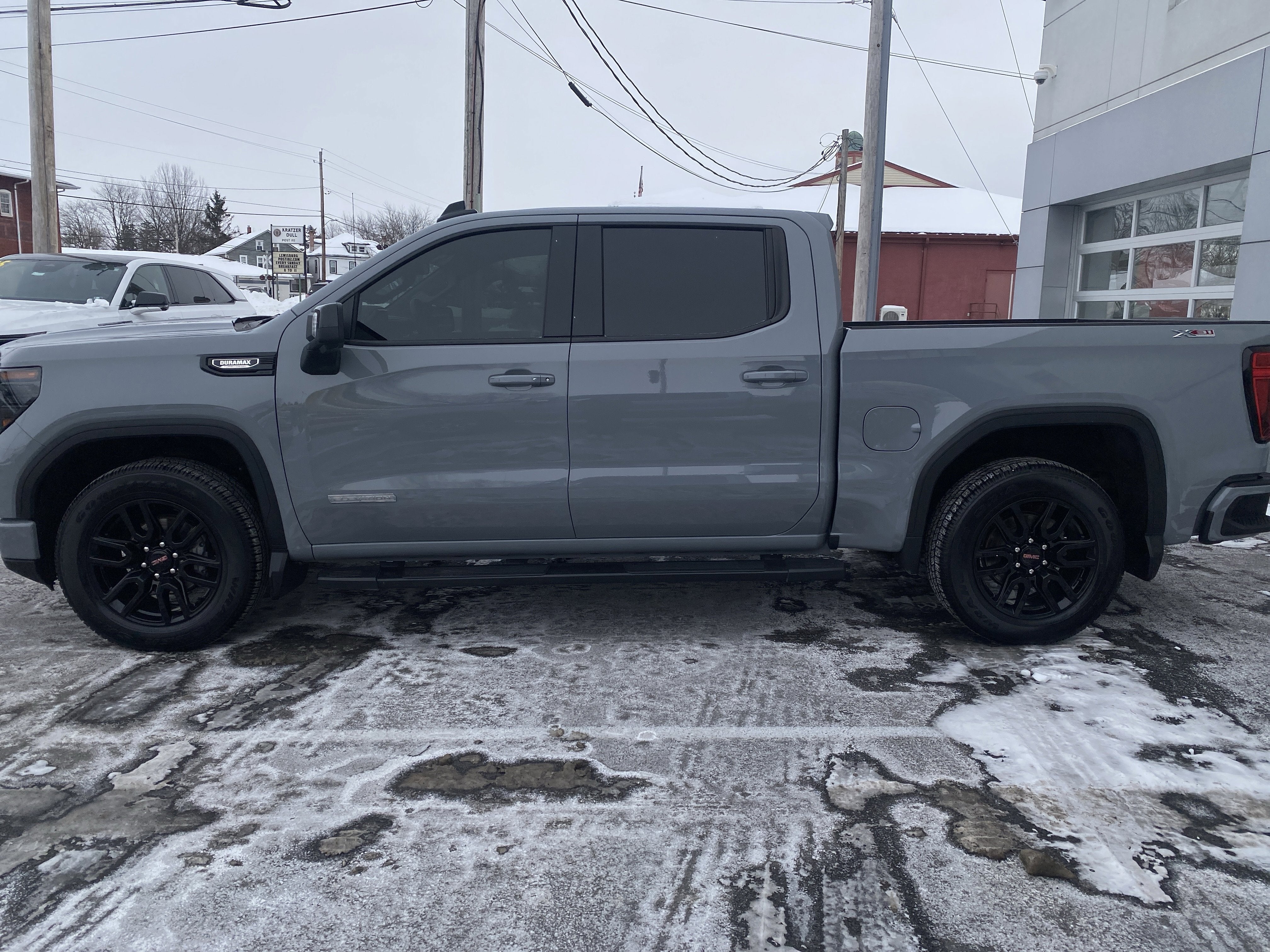 2024 GMC Sierra 1500 Elevation