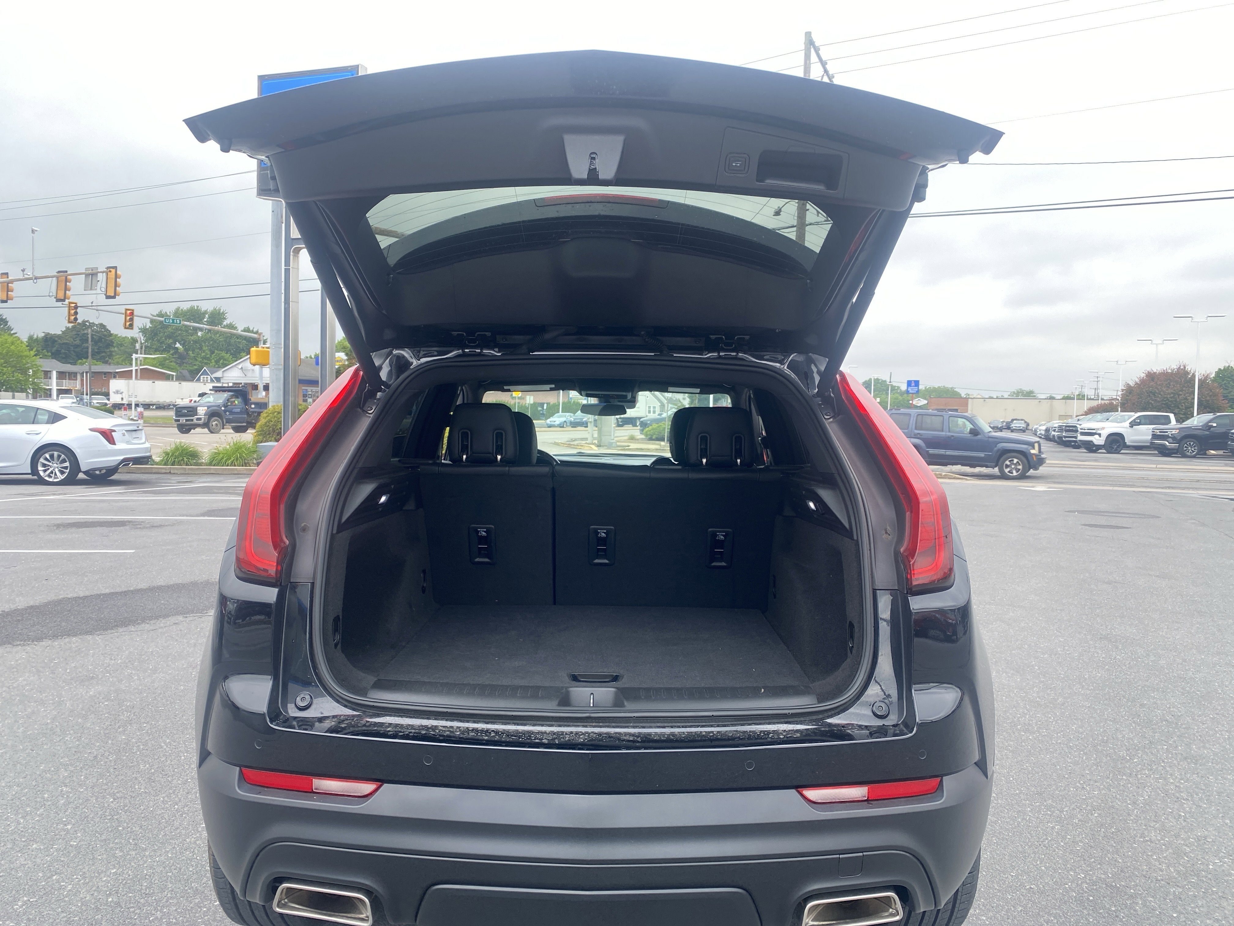2023 Cadillac XT4 Luxury