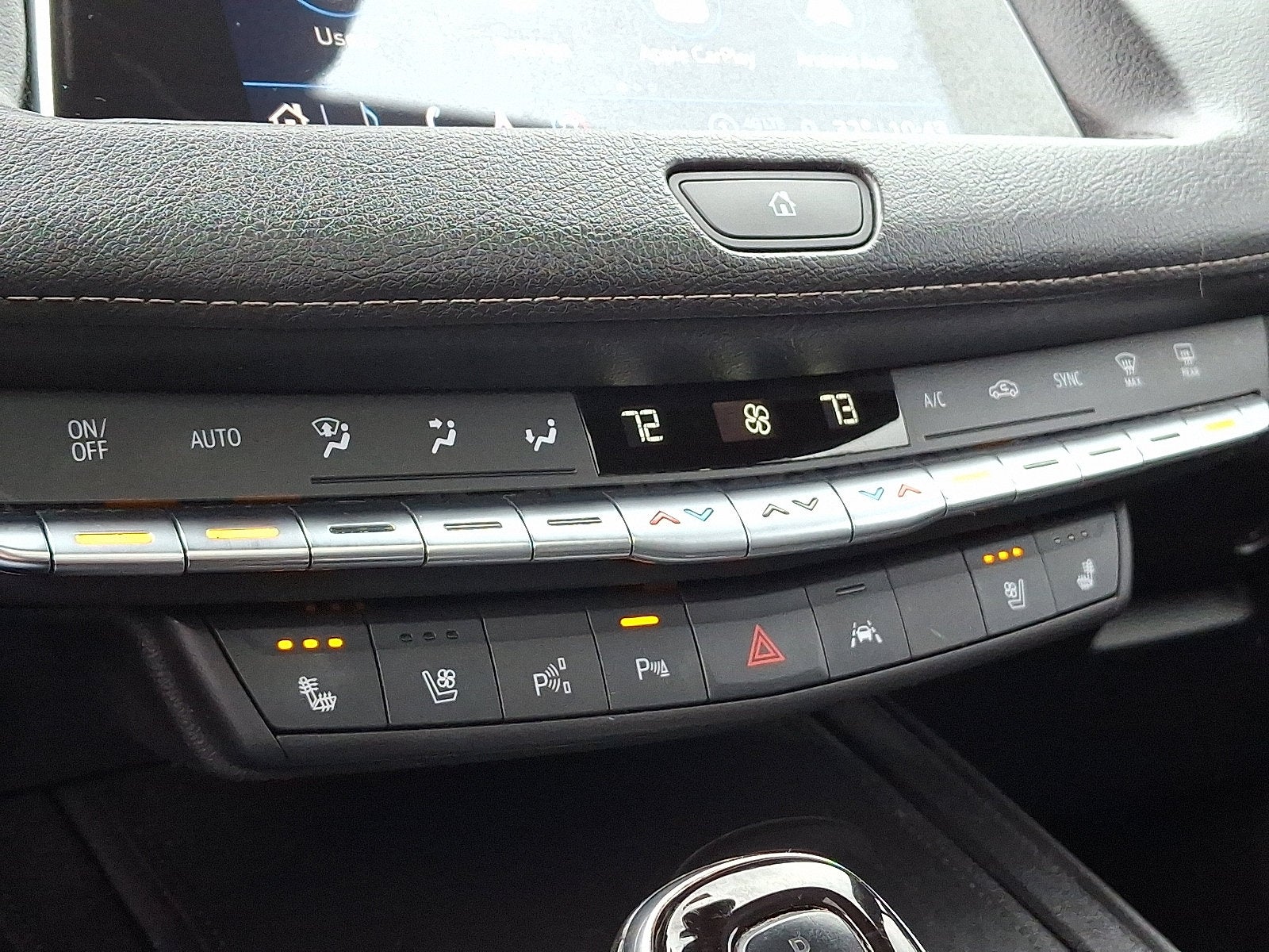 2022 Cadillac XT4 Premium Luxury