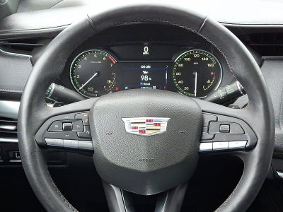 2022 Cadillac XT4 Premium Luxury