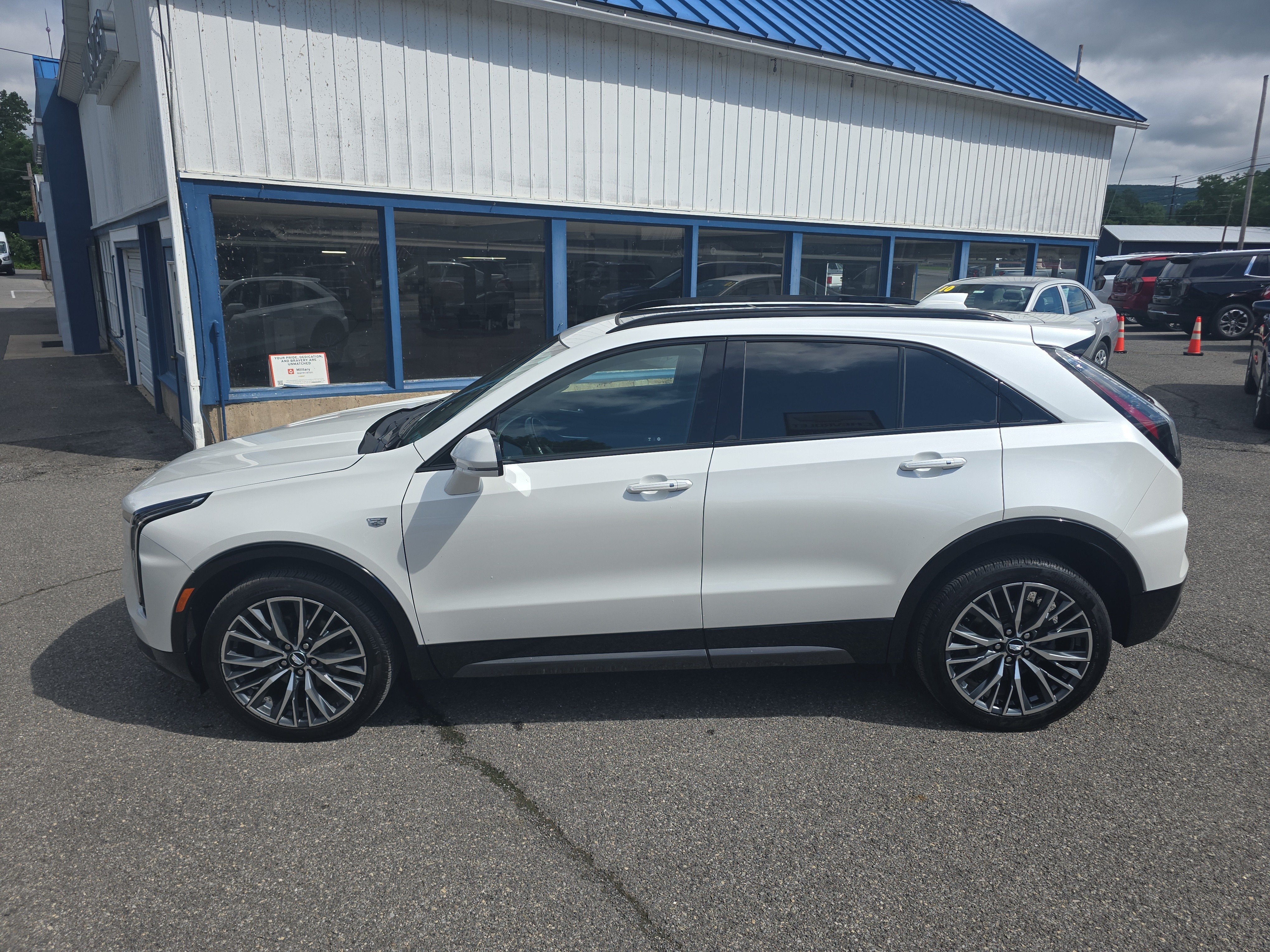 2024 Cadillac XT4 Sport