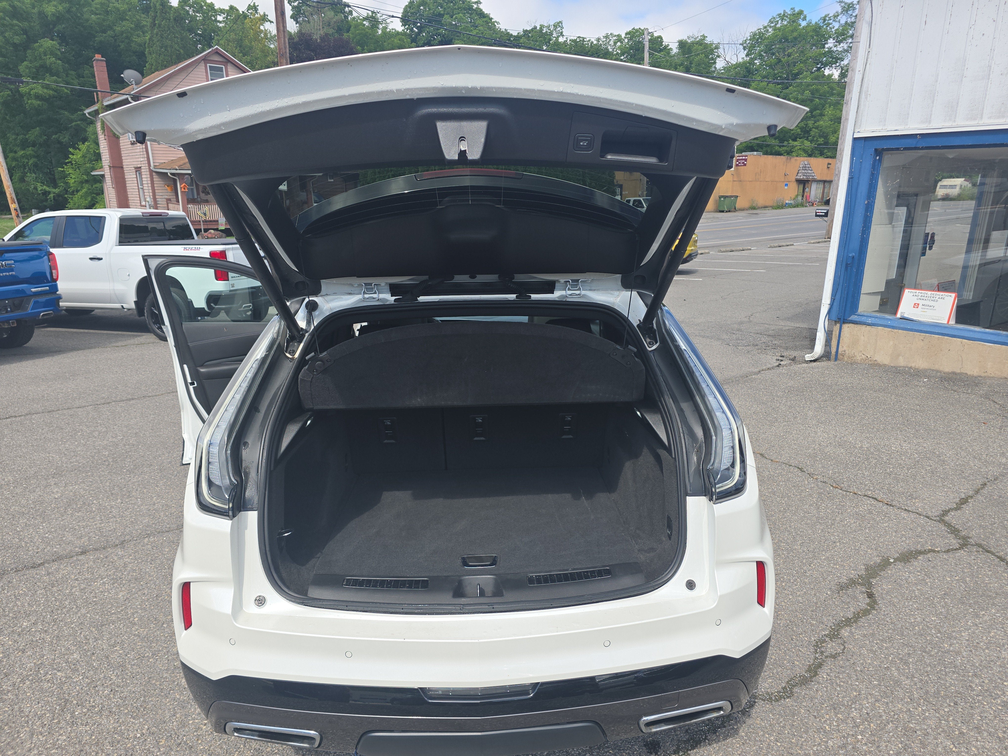 2024 Cadillac XT4 Sport