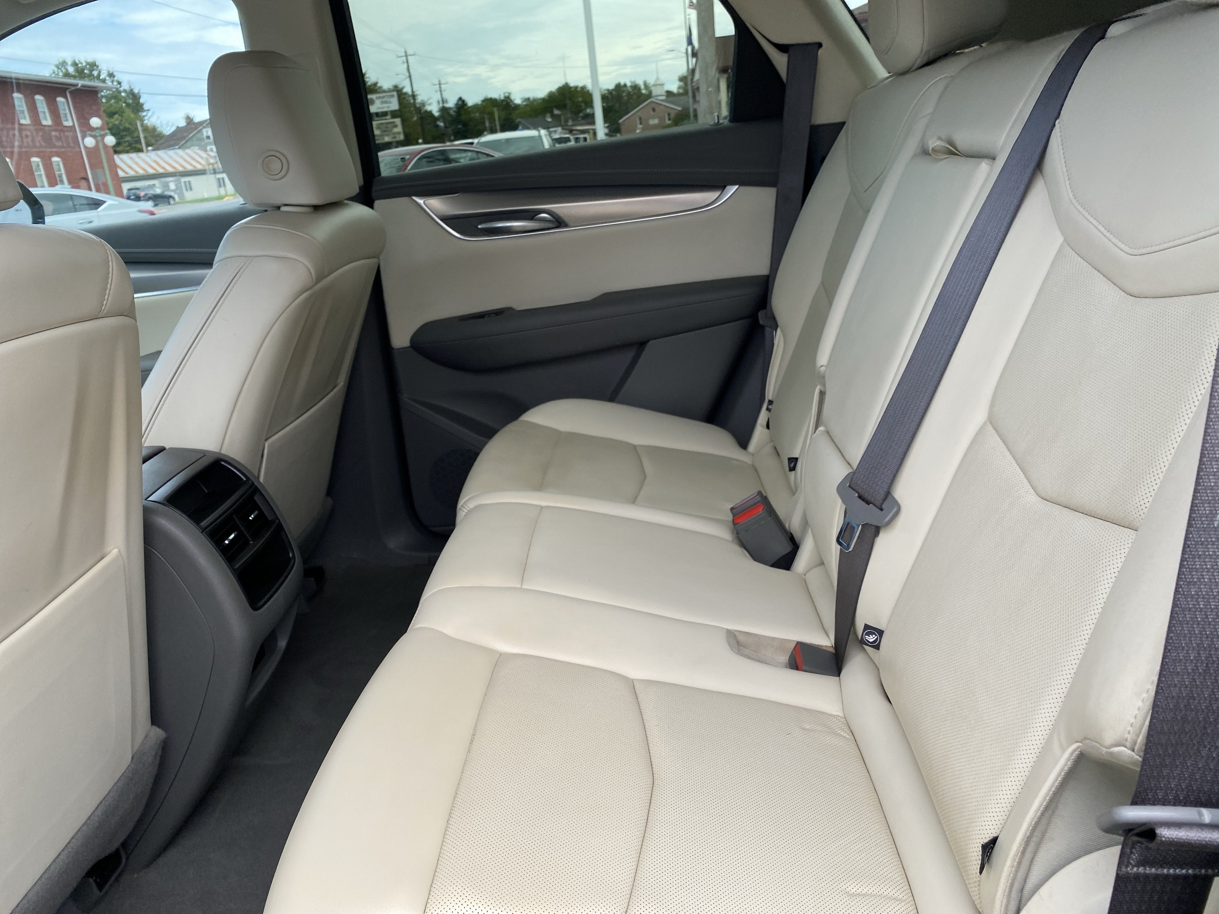 2022 Cadillac XT5 AWD Premium Luxury