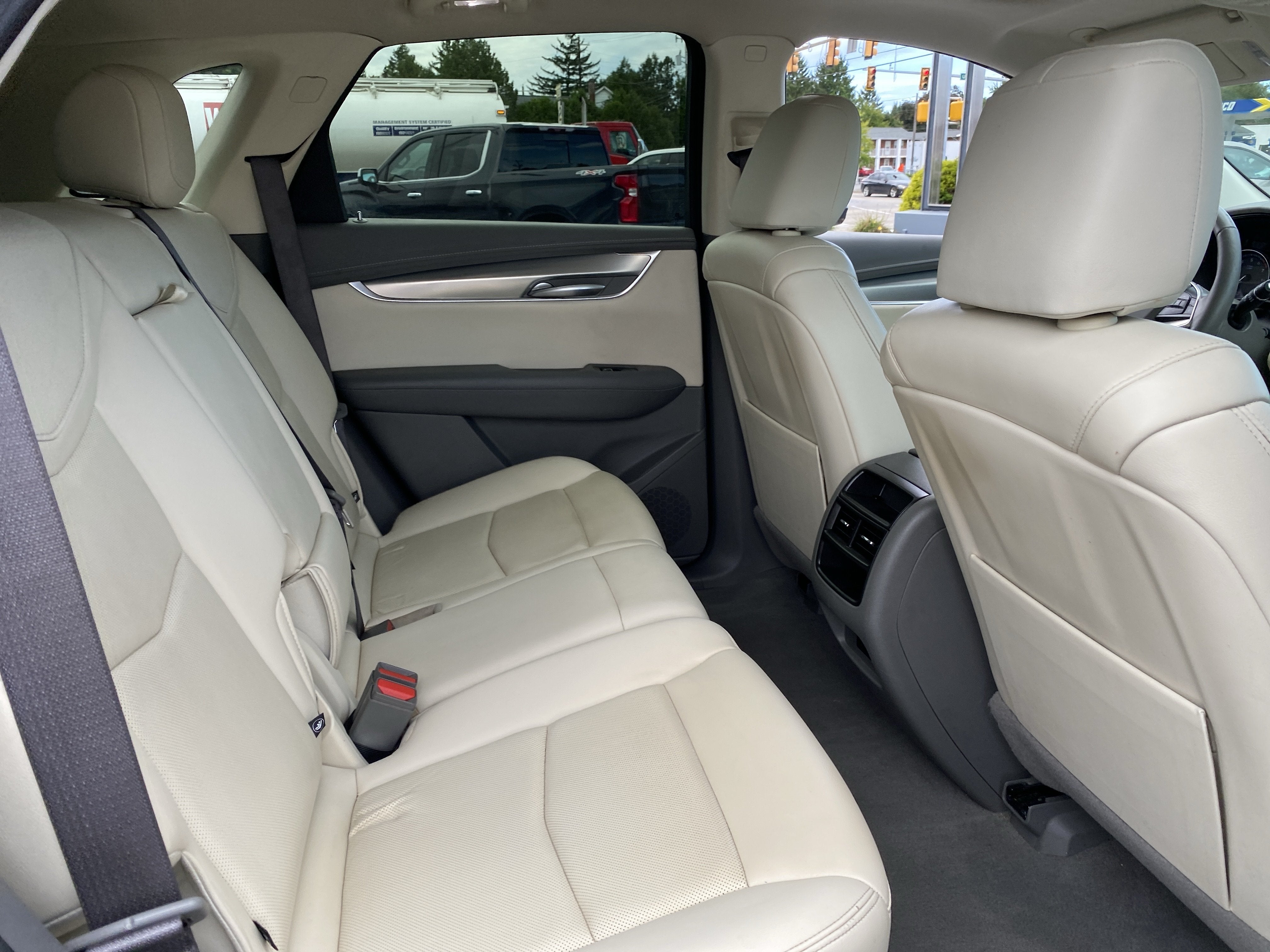 2022 Cadillac XT5 AWD Premium Luxury