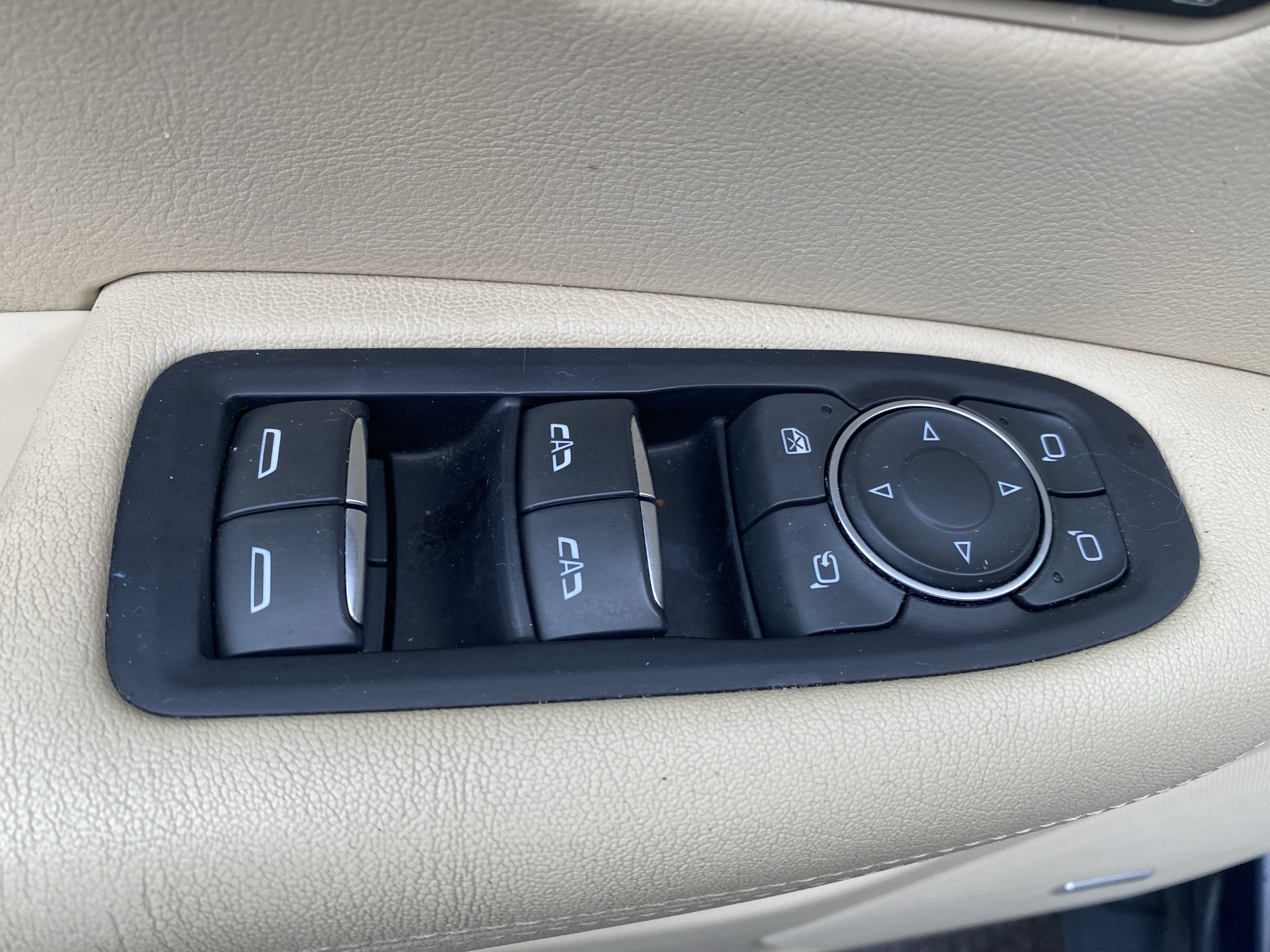 2017 Cadillac XT5 Luxury AWD