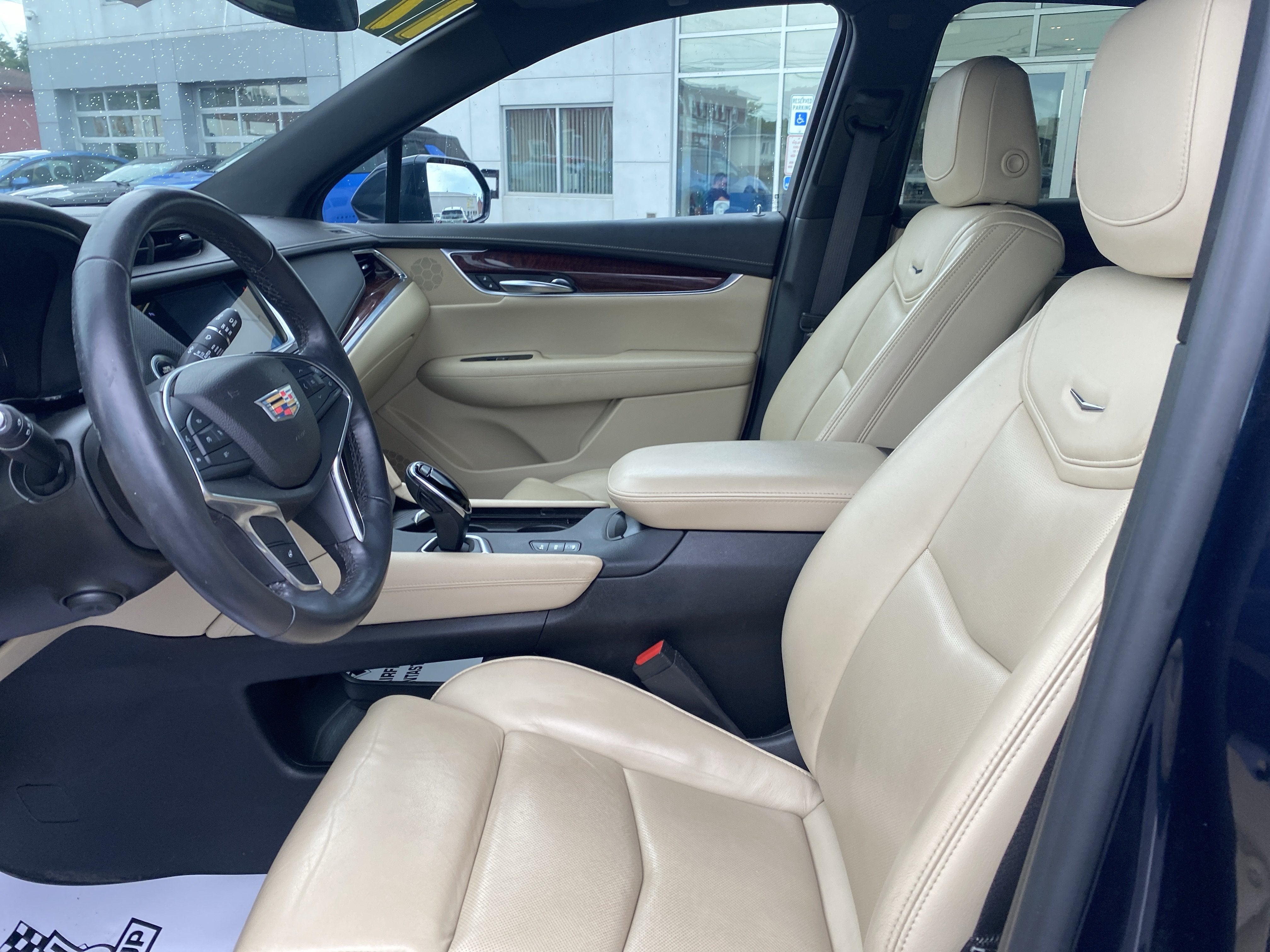 2017 Cadillac XT5 Luxury AWD