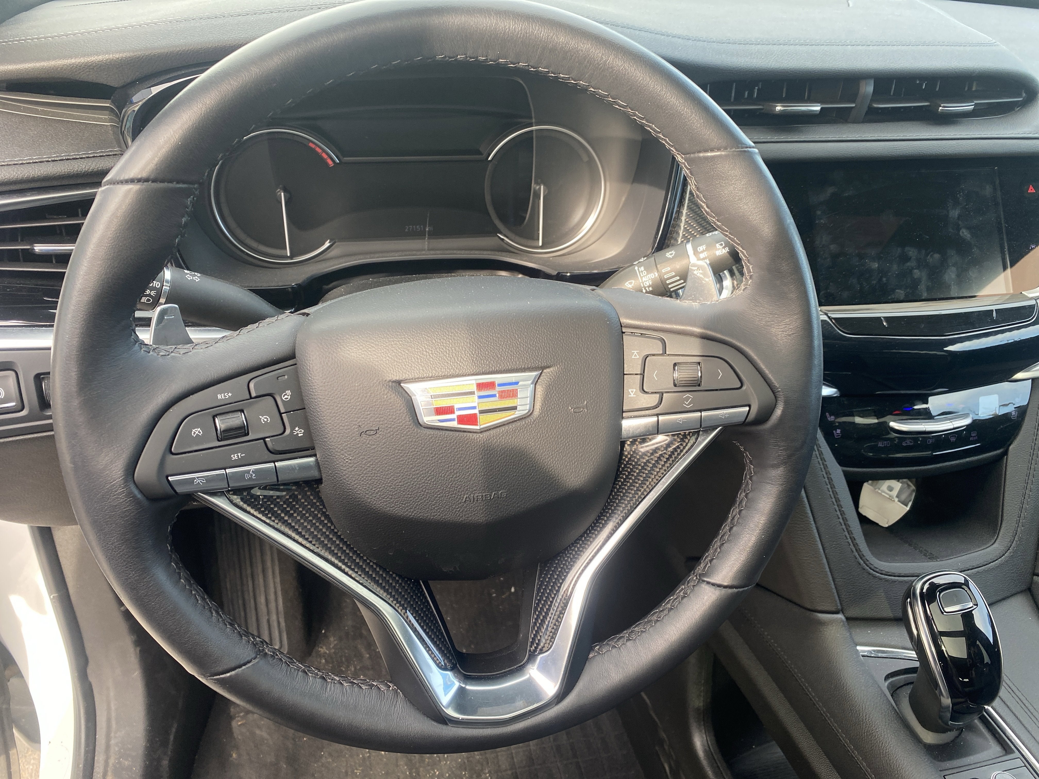 2024 Cadillac XT6 Sport