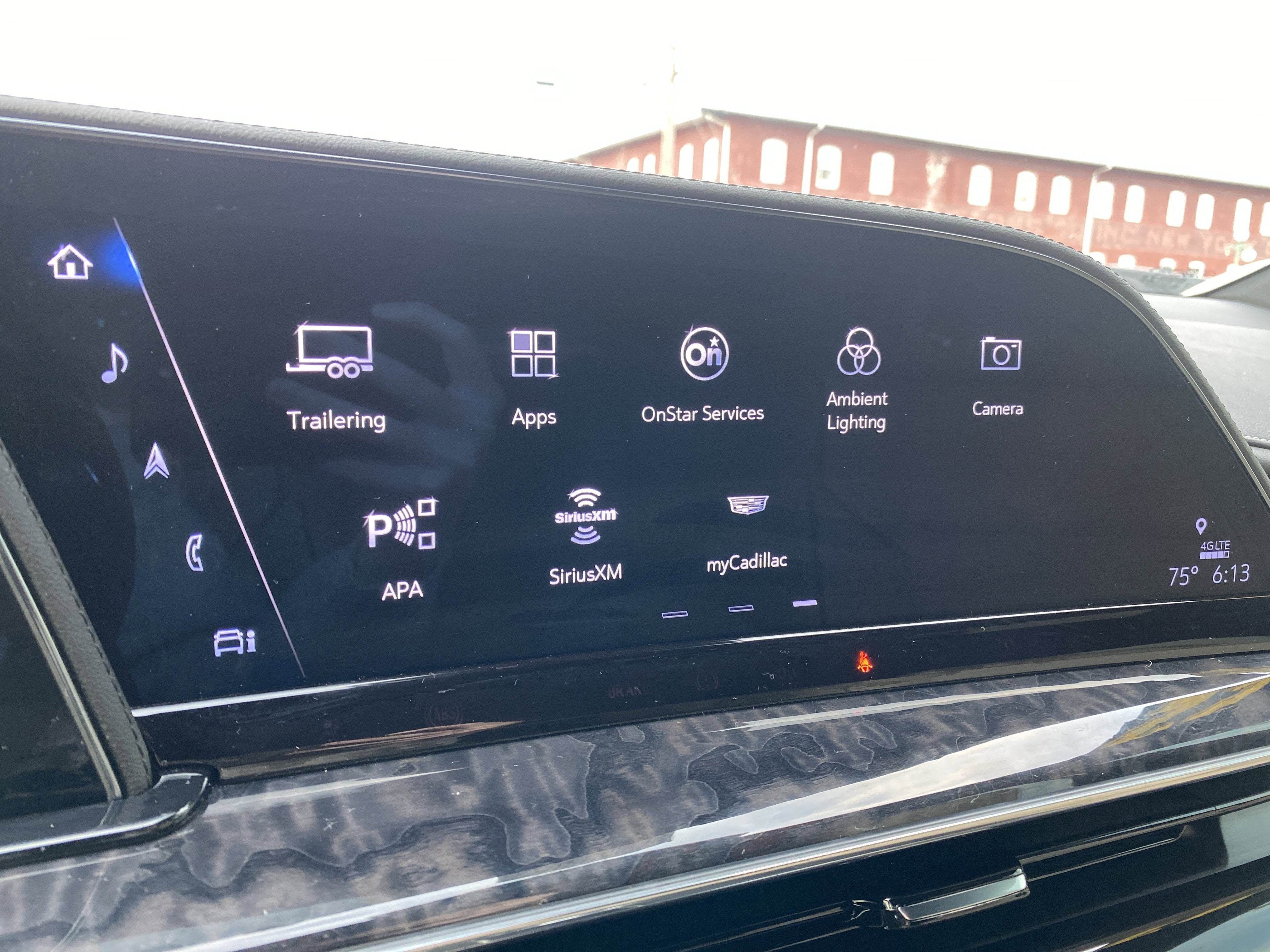 2022 Cadillac Escalade ESV Premium Luxury