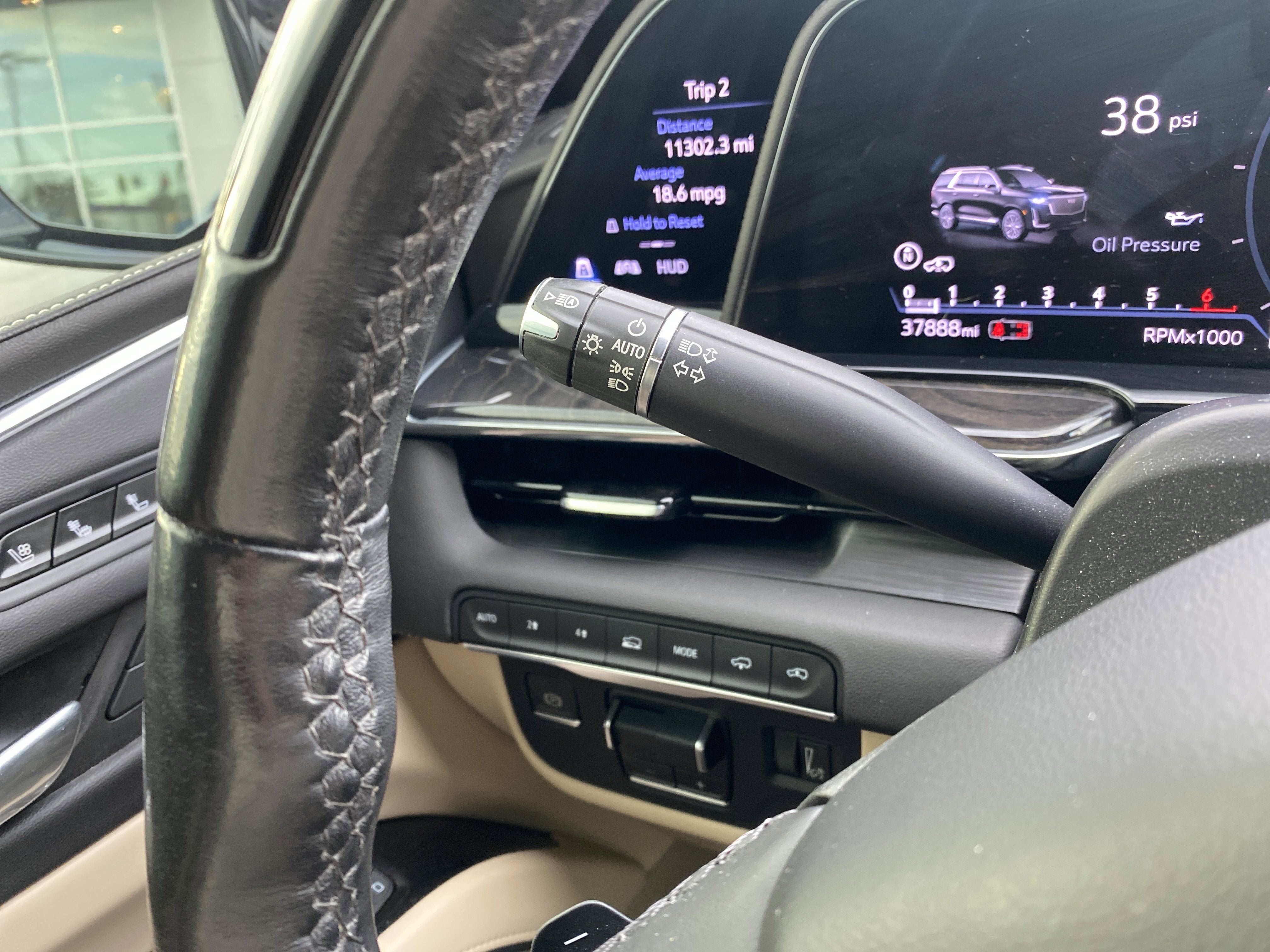 2022 Cadillac Escalade ESV Premium Luxury