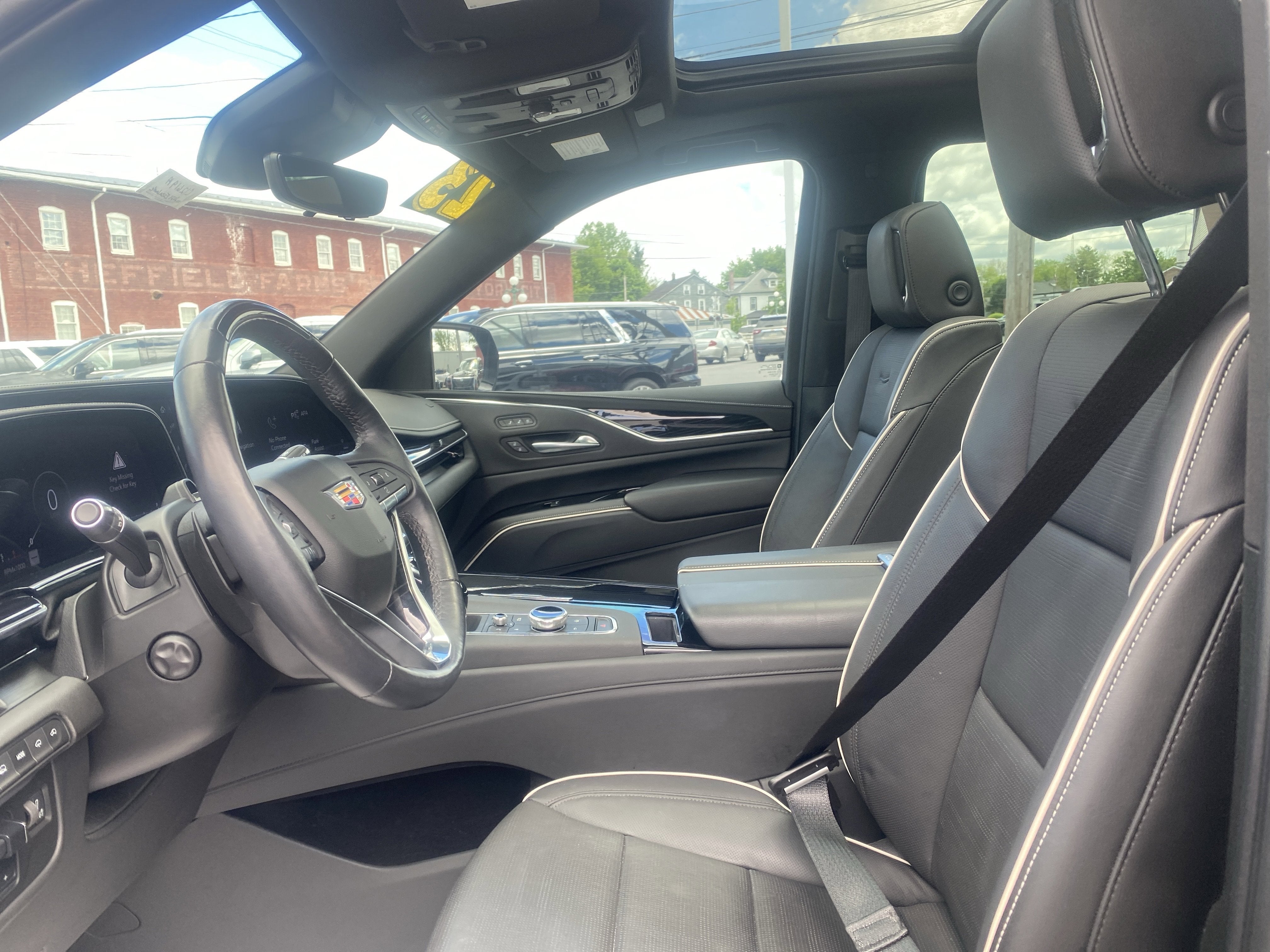 2023 Cadillac Escalade ESV Sport